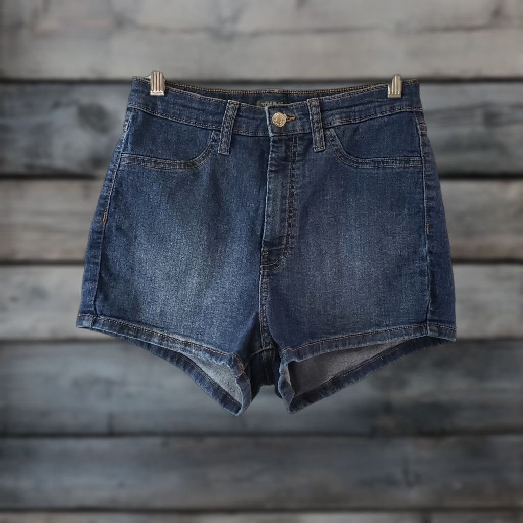 Vintage Wild Fable Womens Highest Rise Denim Shorts Sz 8 Blue Cotton Blend Shirt Dress? Size 30" / US 8 / IT 44 - 1 Thumbnail