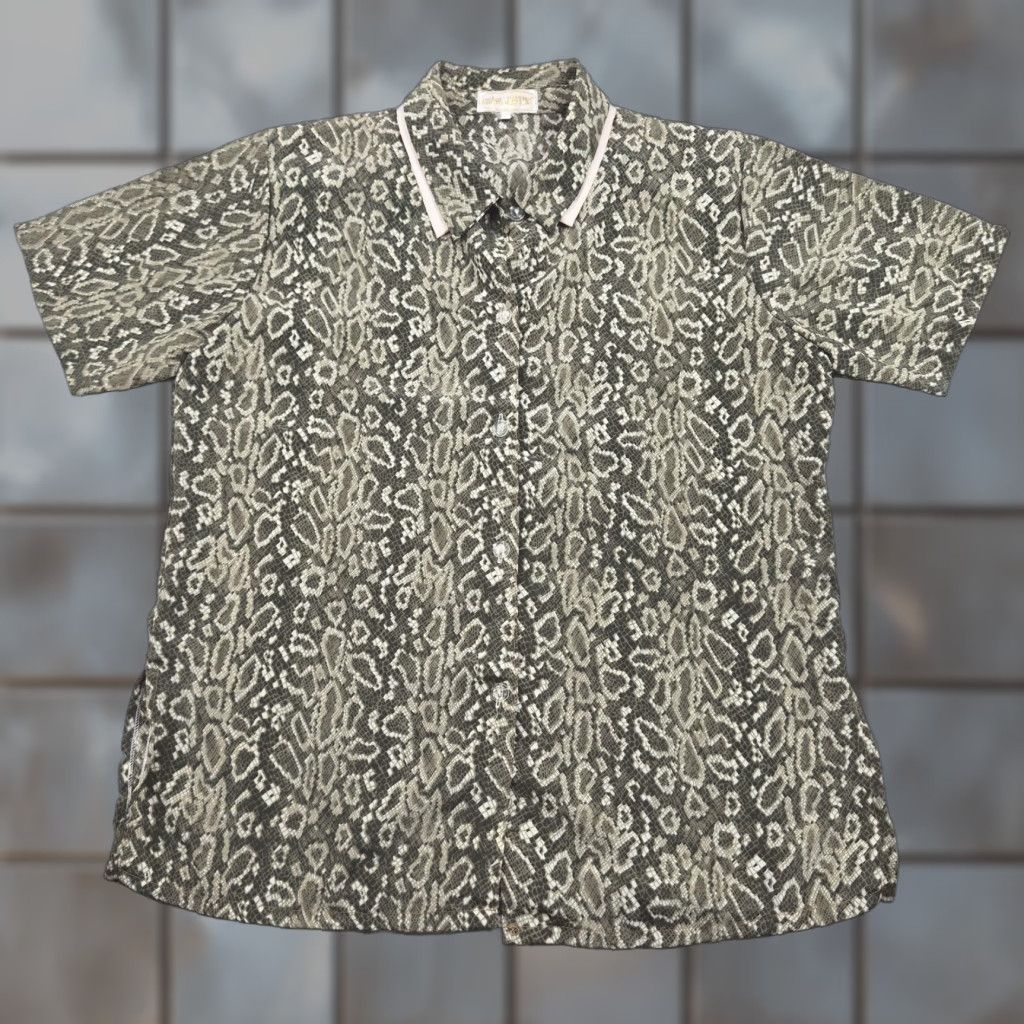 Vintage VINTAGE Charl Justine Shirt Womens Large Button Up Snake Print Tunic Top 70s 80s Size L / US 10 / IT 46 - 1 Thumbnail