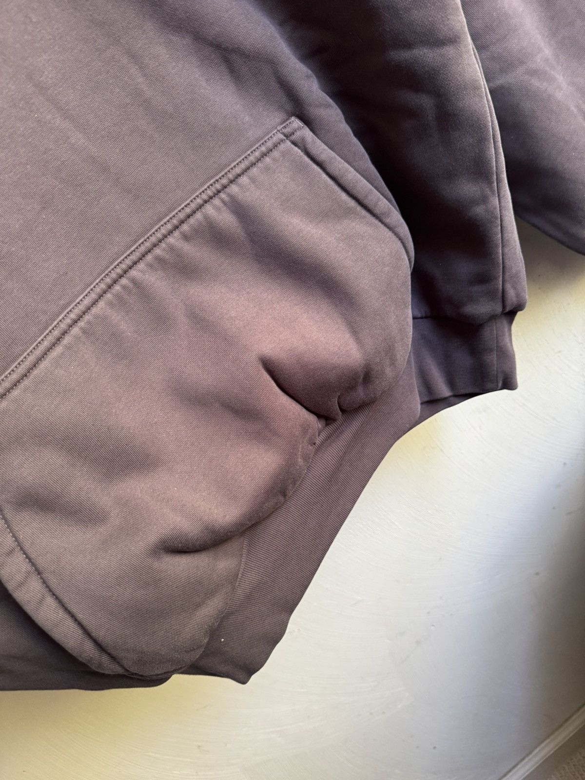 Balenciaga × Gap × Kanye West Yeezy Gap Balenciaga Logo Shrunken Hoodie Dark Grey Size US M / EU 48-50 / 2 - 4 Thumbnail