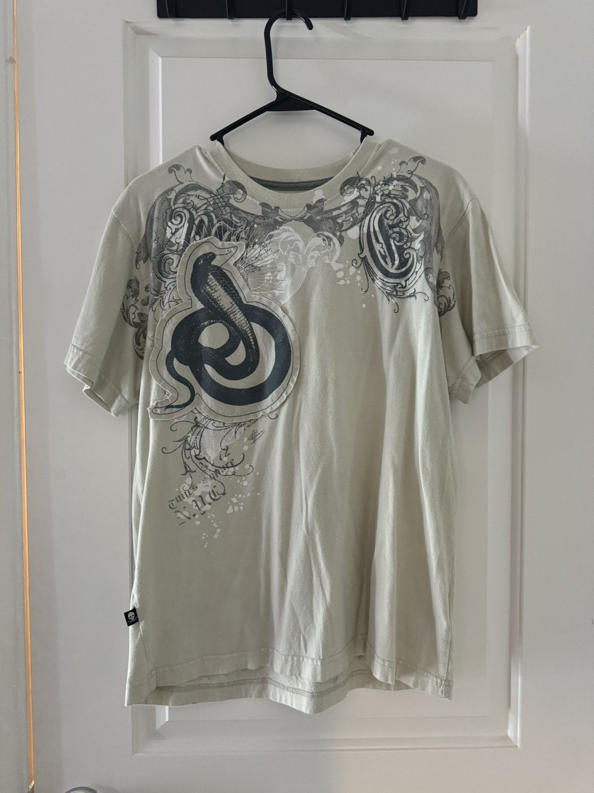 Marc Ecko Mark Ecko Men's Cream T-shirt Size US M / EU 48-50 / 2 - 1 Thumbnail