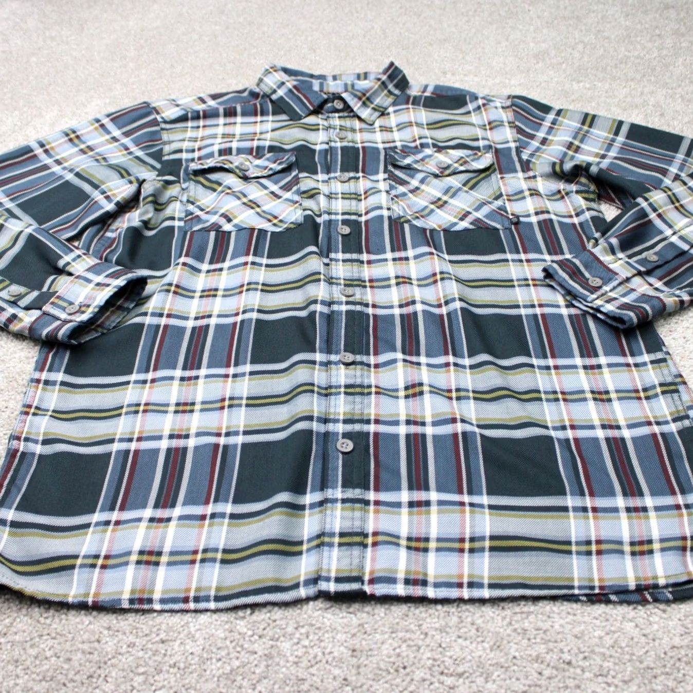 Mountain Hardwear Mountain Hardwear Shirt Mens Large Trekkin Flannel Long Sleeve Button-Up Plaid Green Cotton Polyester Casual Workwear Outdoors Size US L / EU 52-54 / 3 - 3 Thumbnail
