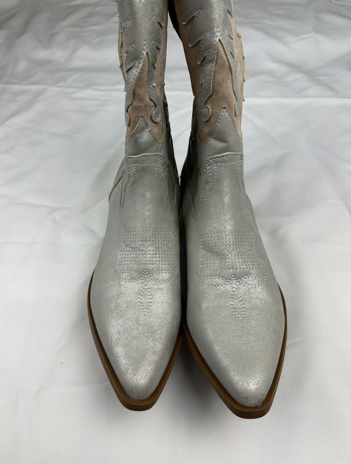 Other Women’s Cowboy biker Western ankle boots Silver 8.5US/40 Eur Size US 8.5 / IT 38.5 - 6 Thumbnail