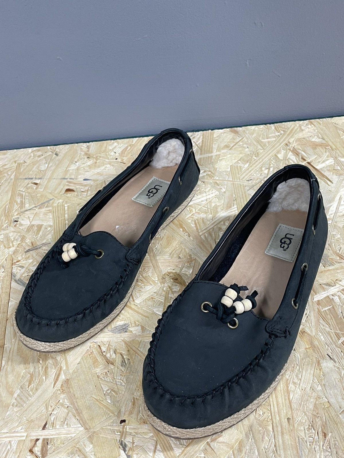 Ugg Ugg Leather flats Size US 8 / IT 38 - 1 Thumbnail