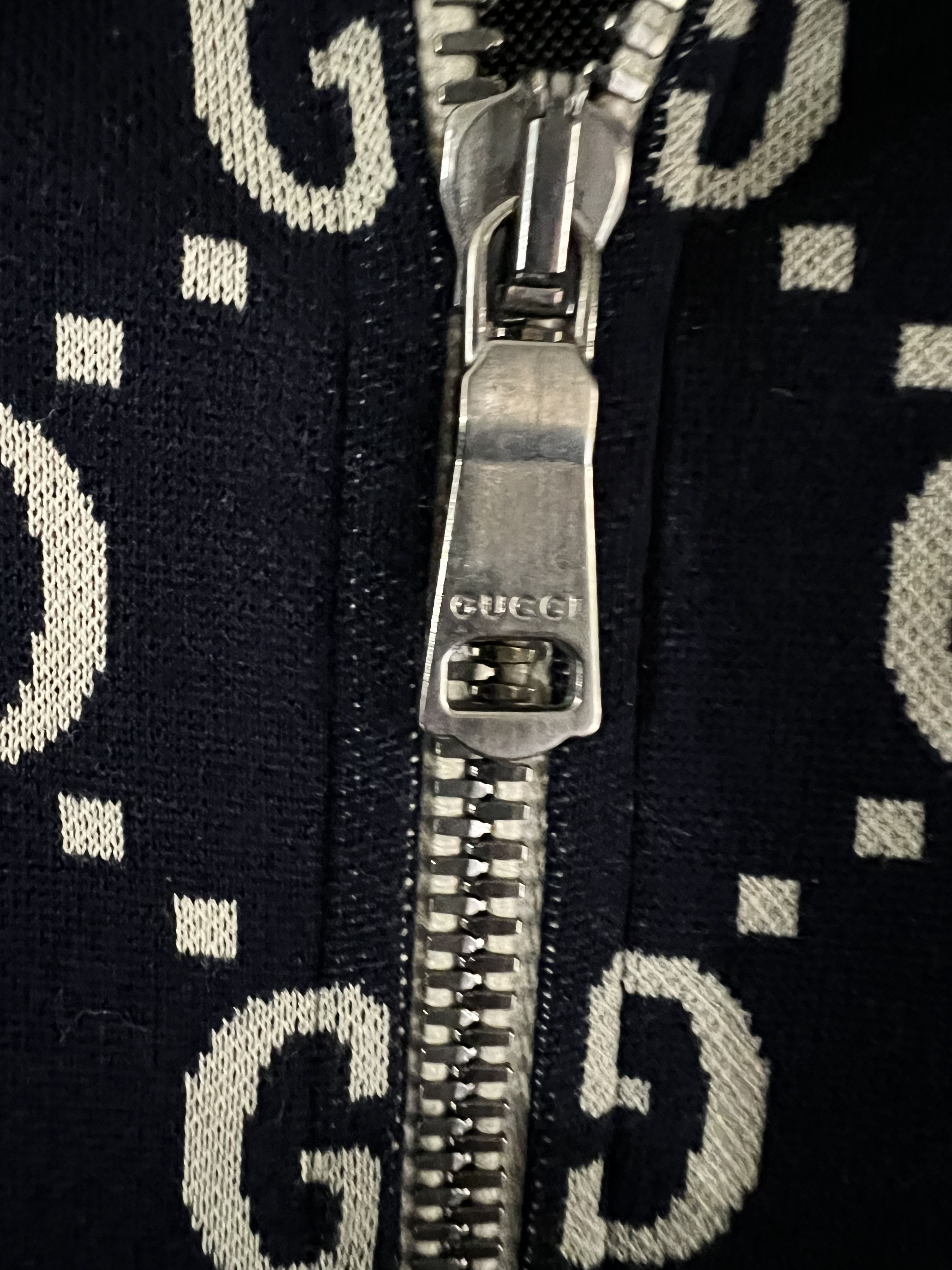Gucci Carry Over Gucci Monogram Sweatshirt Size US XL / EU 56 / 4 - 9 Thumbnail