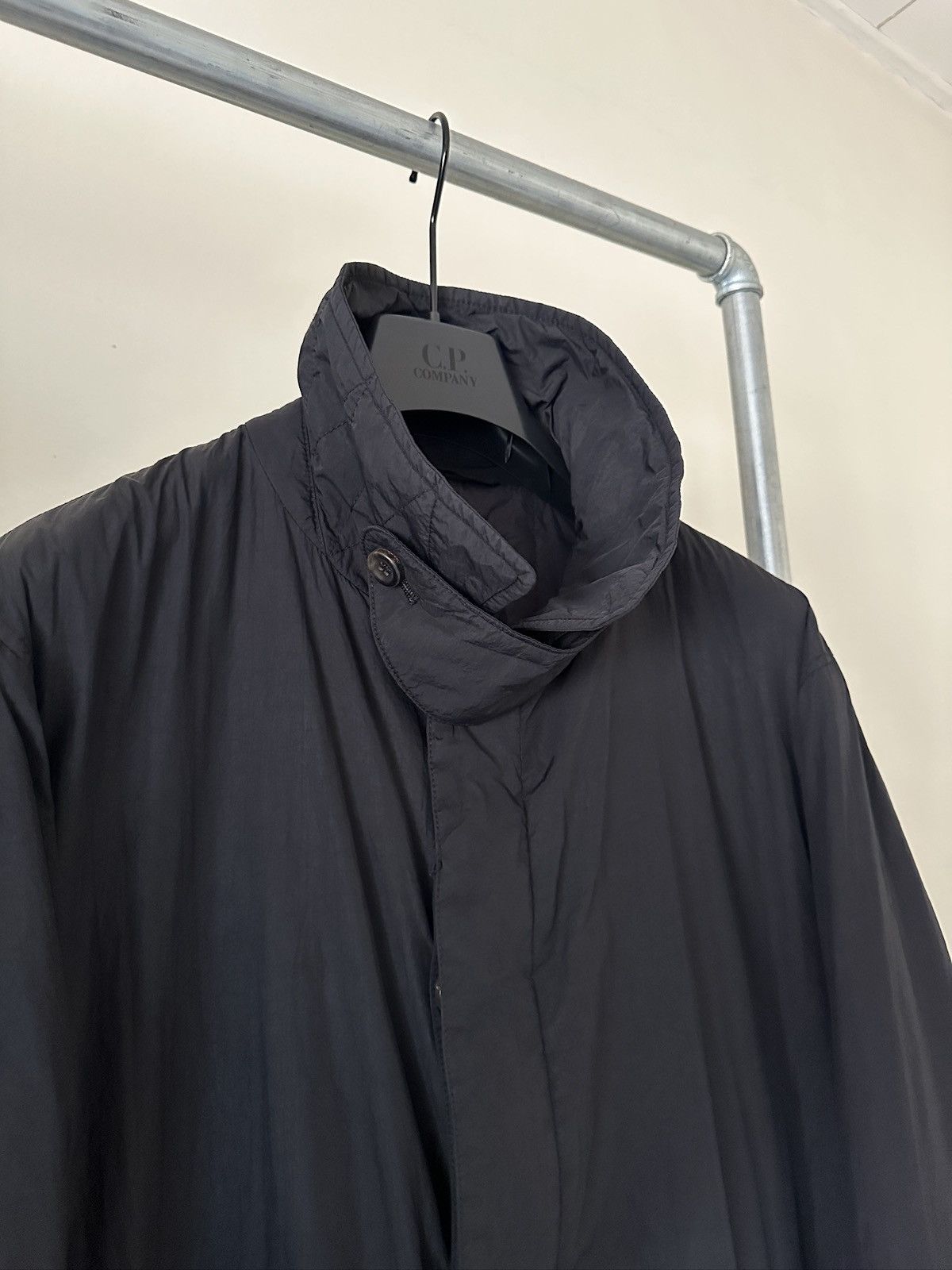 Armani Collezioni 2000s Armani Collezioni Water Repellent Nylon Long Jacket Size US L / EU 52-54 / 3 - 5 Thumbnail