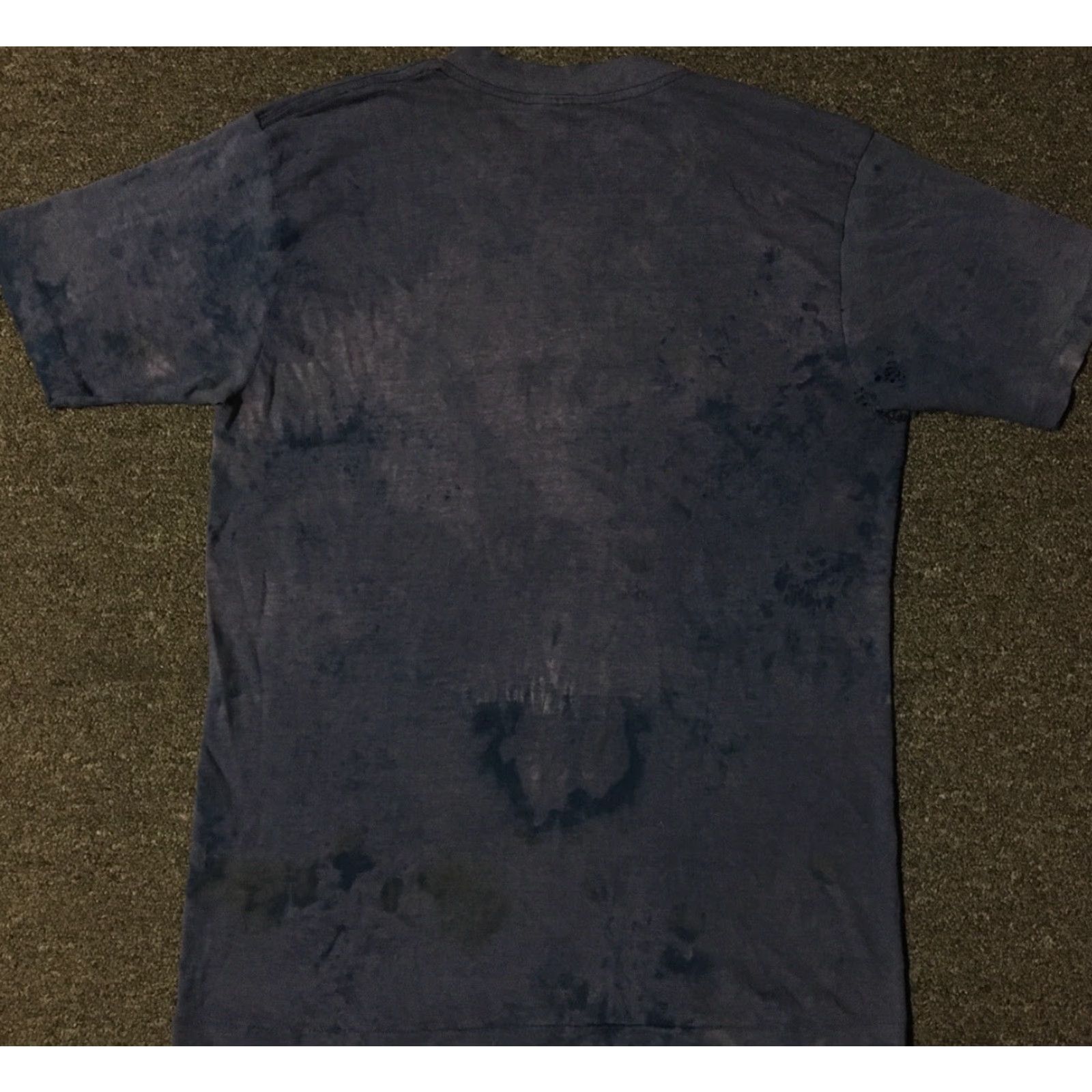 Vintage VINTAGE Good Planets Are Hard To Find Shirt S Size US S / EU 44-46 / 1 - 7 Thumbnail