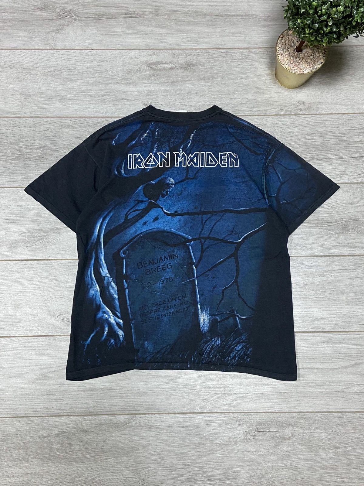 Vintage Iron Maiden skull monster over print t-shirt paint 2007 Size US XL / EU 56 / 4 - 3 Thumbnail