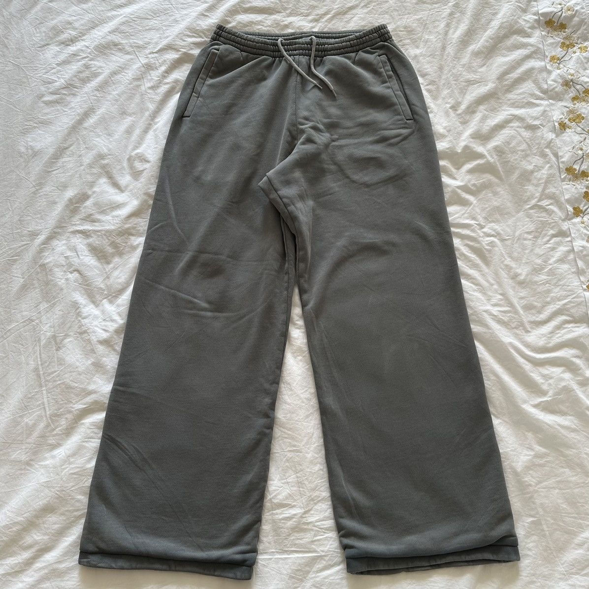 Balenciaga yeezy gap engineered by balenciaga wide leg sweatpants | Grailed