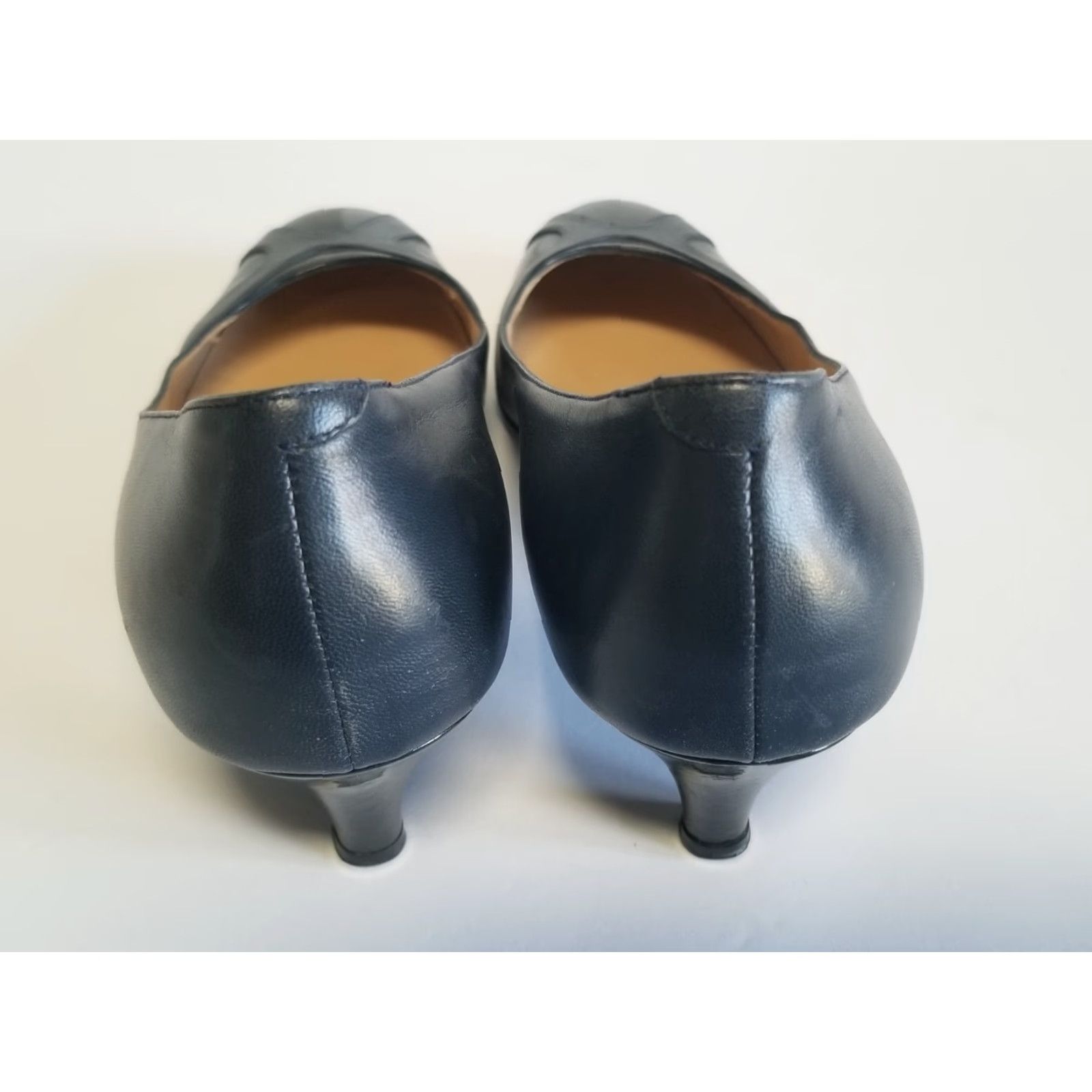 Bruno Magli VINTAGE Bruno Magli Pumps Blue Patent Leather 3" Heels AA 9.5 Womens Shoes Cone Heel Casual Dress Size 9.5 AA Size L / US 10 / IT 46 - 3 Thumbnail