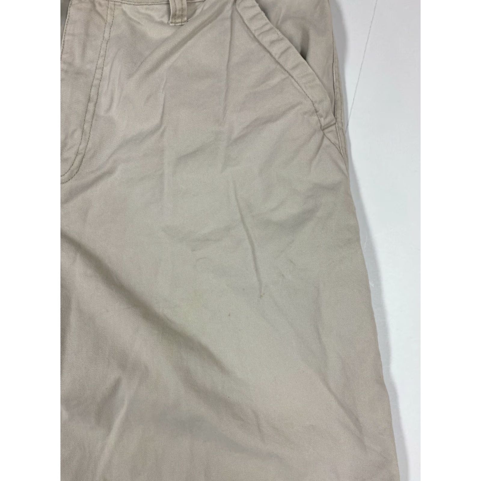 Old Navy **Durable & Dependable Beige Mens Old Navy Shorts Regular Fit 32** User: **Beige Durable & Dependable Mens Old Navy Shorts Regular Fit 32** Size US 32 / EU 48 - 4 Thumbnail