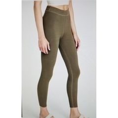 Good American Seamless Core Power Legging