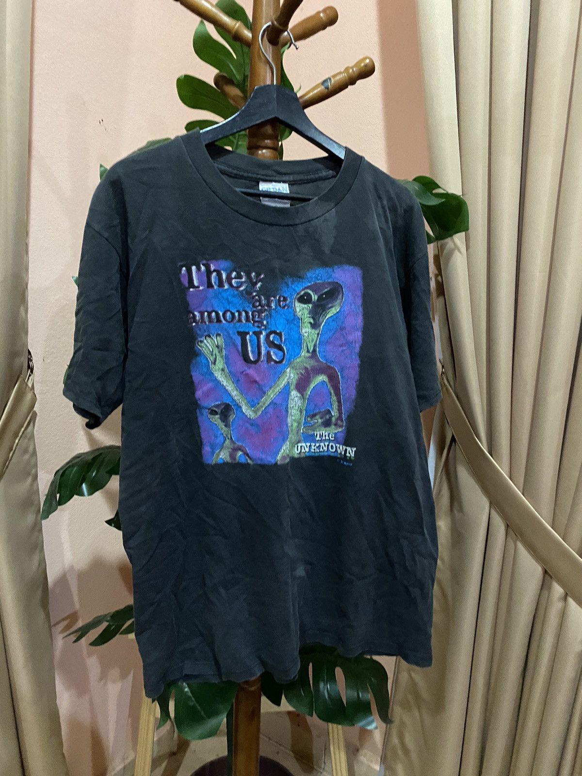 Vintage VINTAGE “THEY ARE AMONG US” ALIEN 1990S SCI-FI POP CULTURE Size US L / EU 52-54 / 3 - 3 Thumbnail