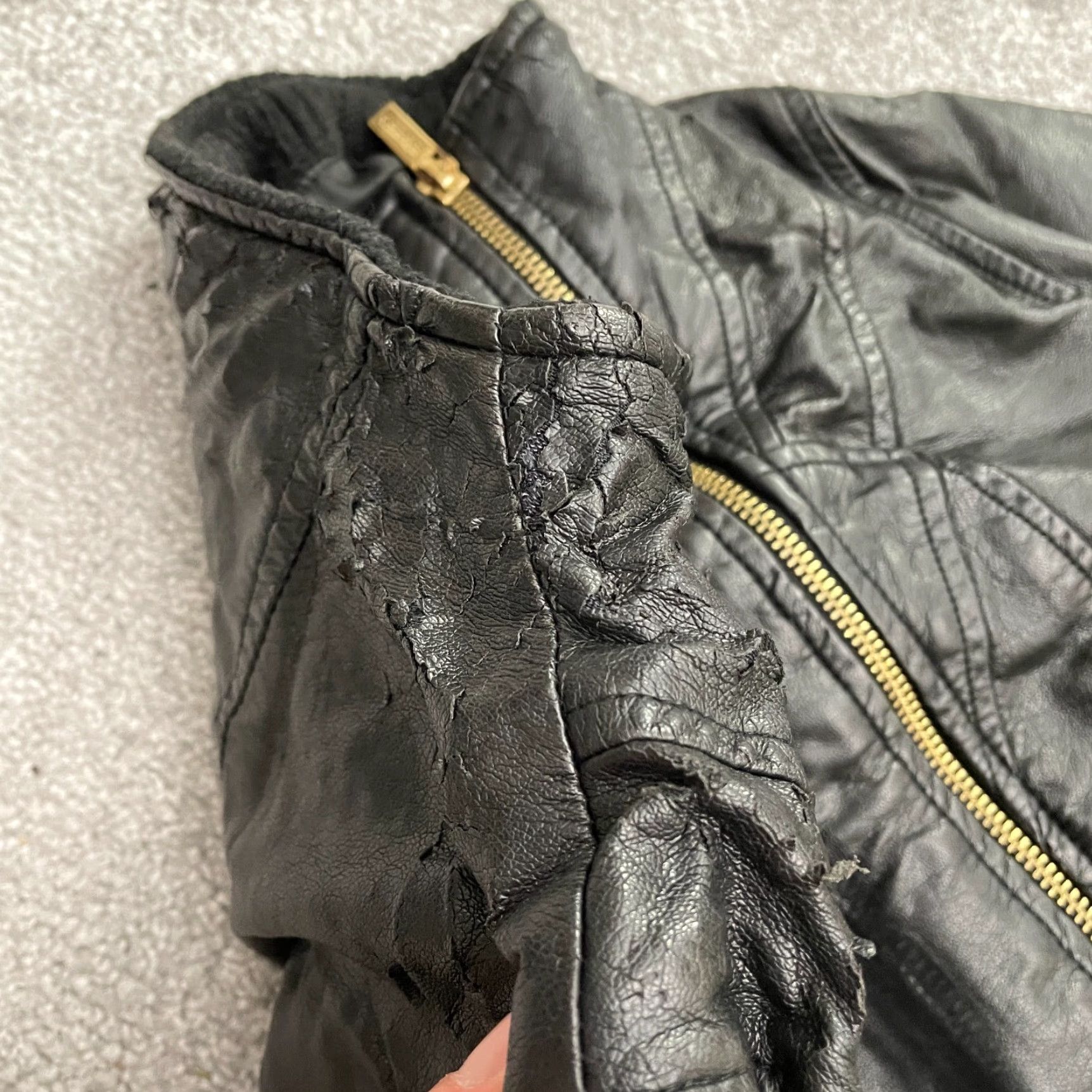 Calvin Klein Calvin Klein Faux Leather Jacket Coat Womens Large Black Full Zip Pockets City Classic 90s Outdoor Size L / US 10 / IT 46 - 5 Thumbnail