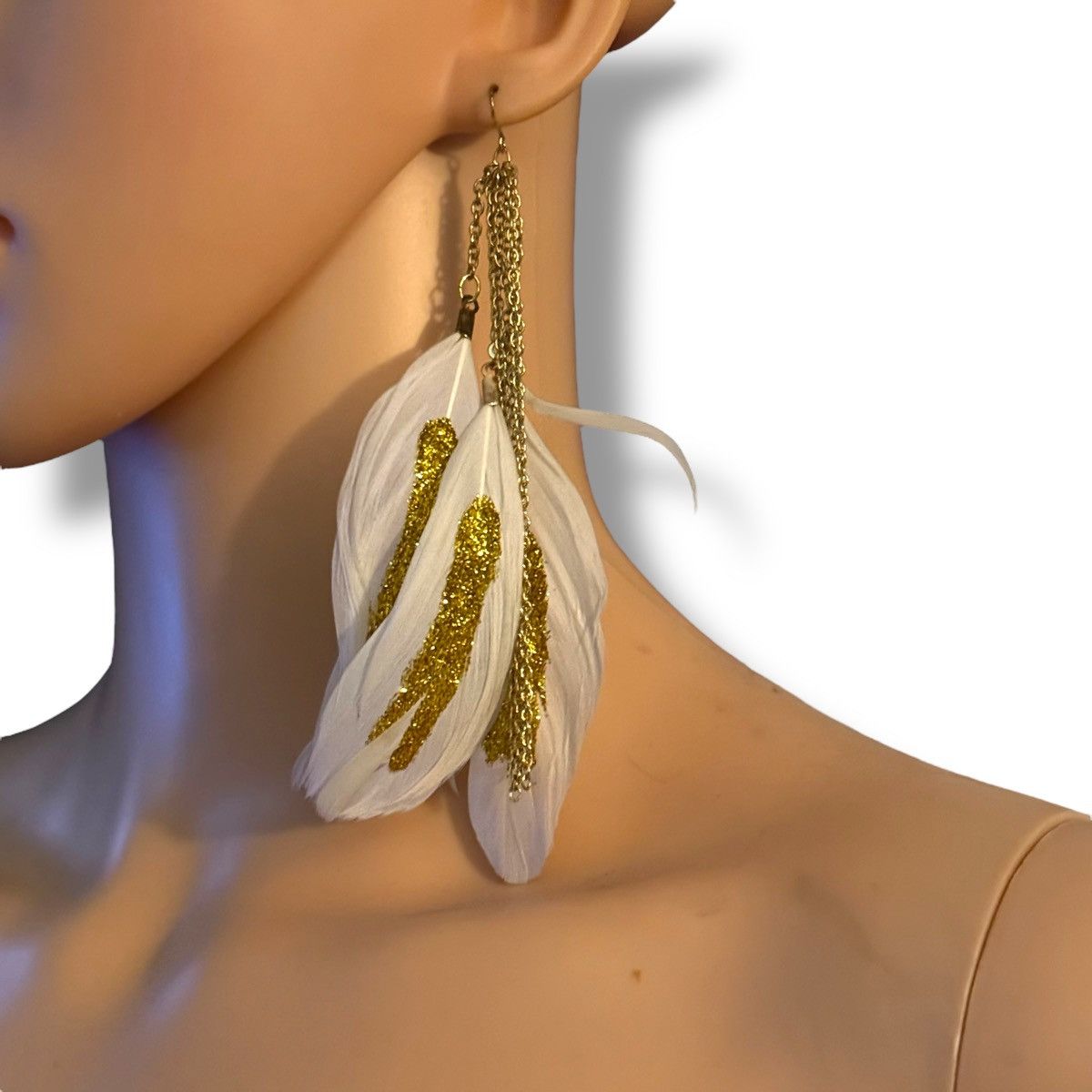 Aldo Aldo gold tone chain and white feather dangle earrings Size ONE SIZE - 2 Thumbnail