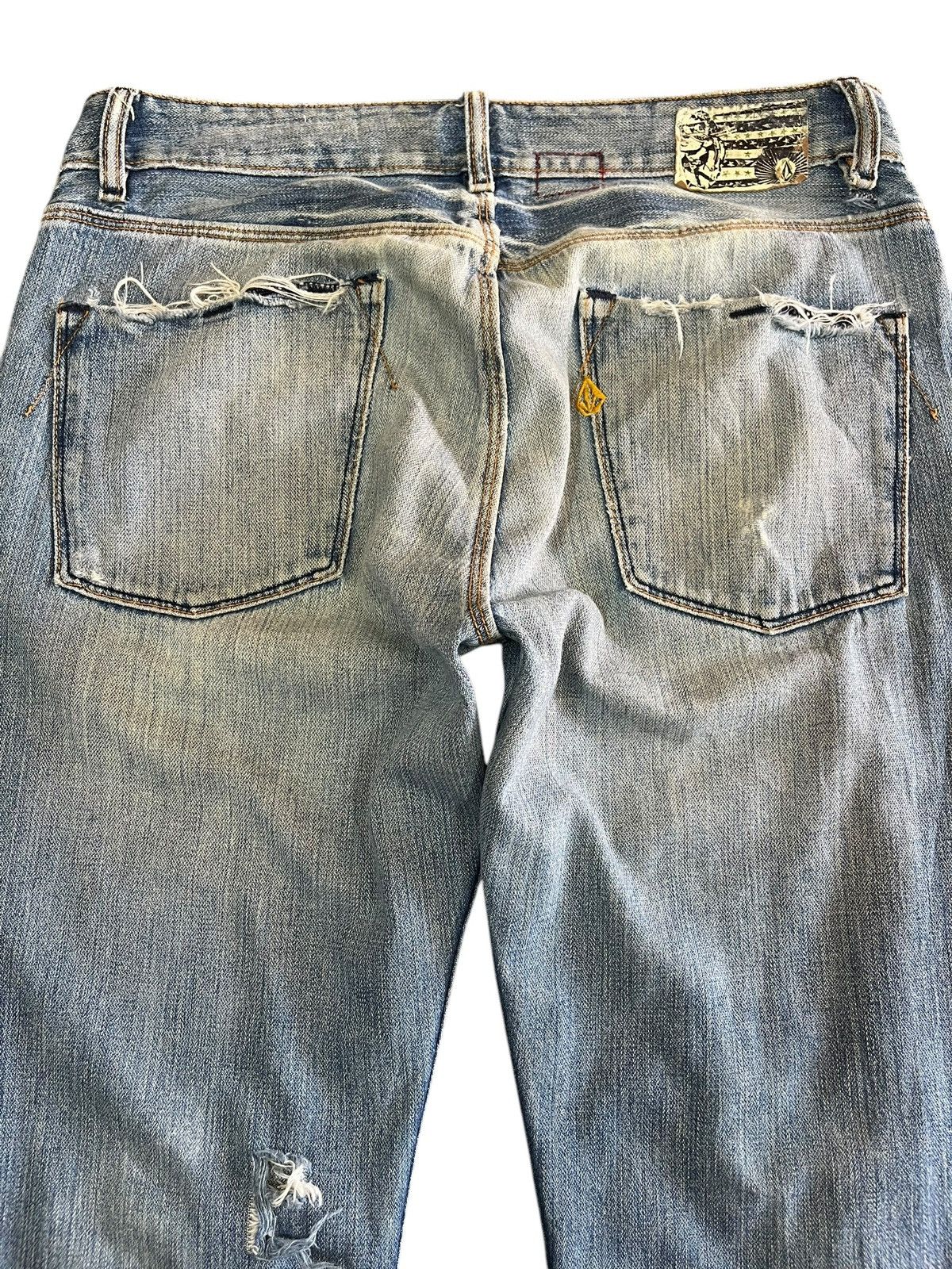 4GSELLER × Volcom Vintage Volcom Flare Distressed Denim Size US 33 - 8 Thumbnail