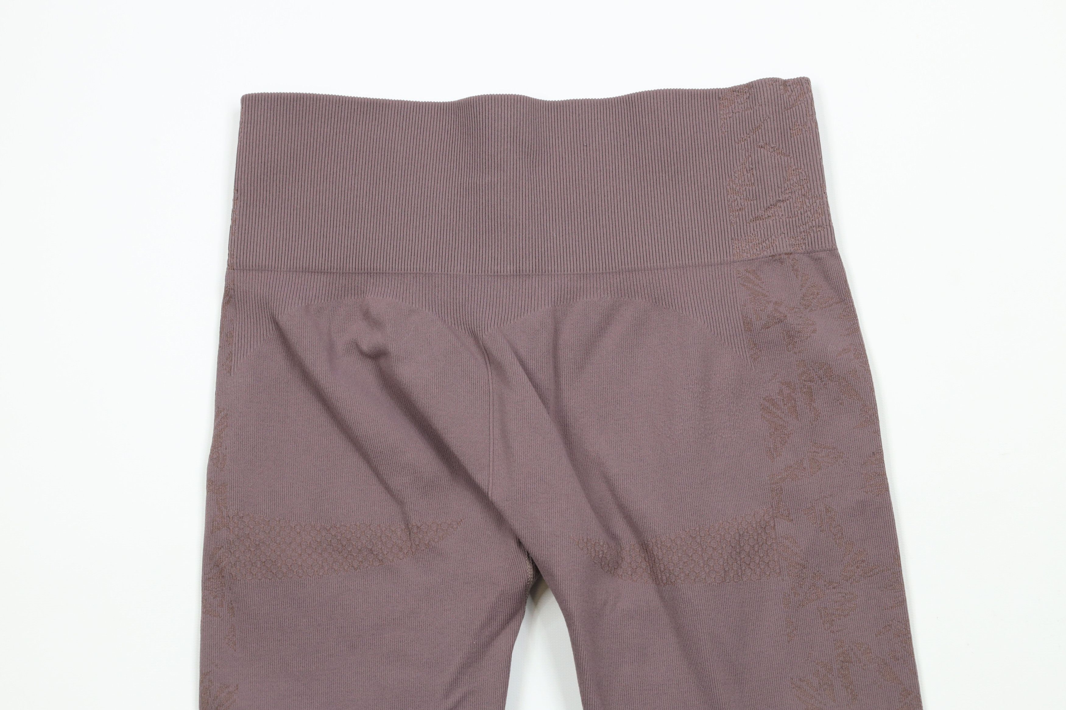 Gymshark × Vintage Gymshark Geometric Ribbed Spandex Gym Leggings Purple Size 26" / US 2 / IT 38 - 8 Thumbnail