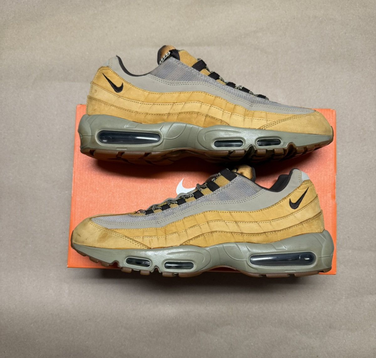 Nike Air Max 95 Premium Wheat size 14 men’s running Rare!