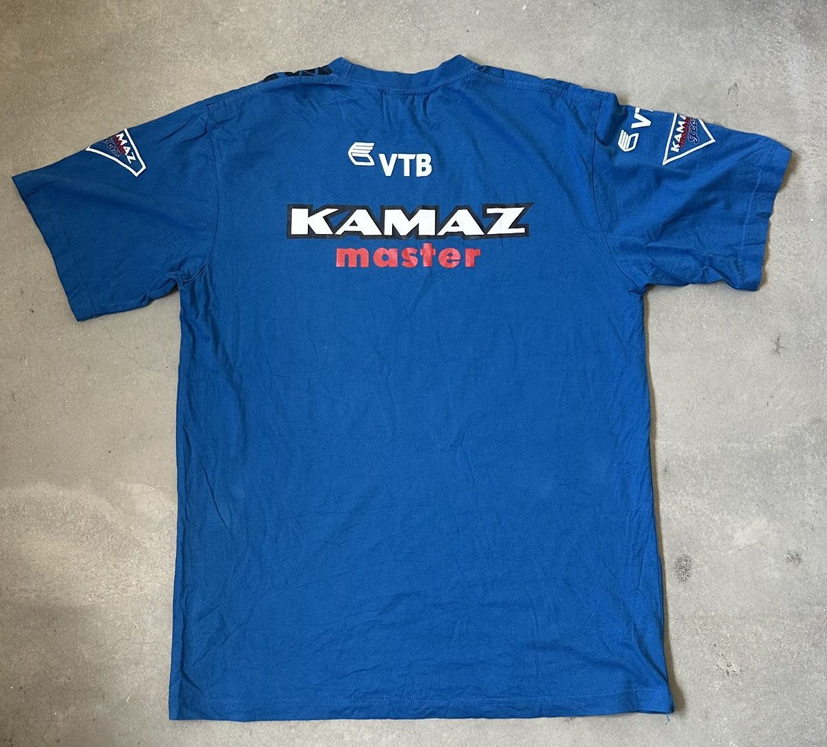 Vintage VINTAGE REDBULL X KAMAZ MASTER RACING TEE Size US L / EU 52-54 / 3 - 11 Thumbnail