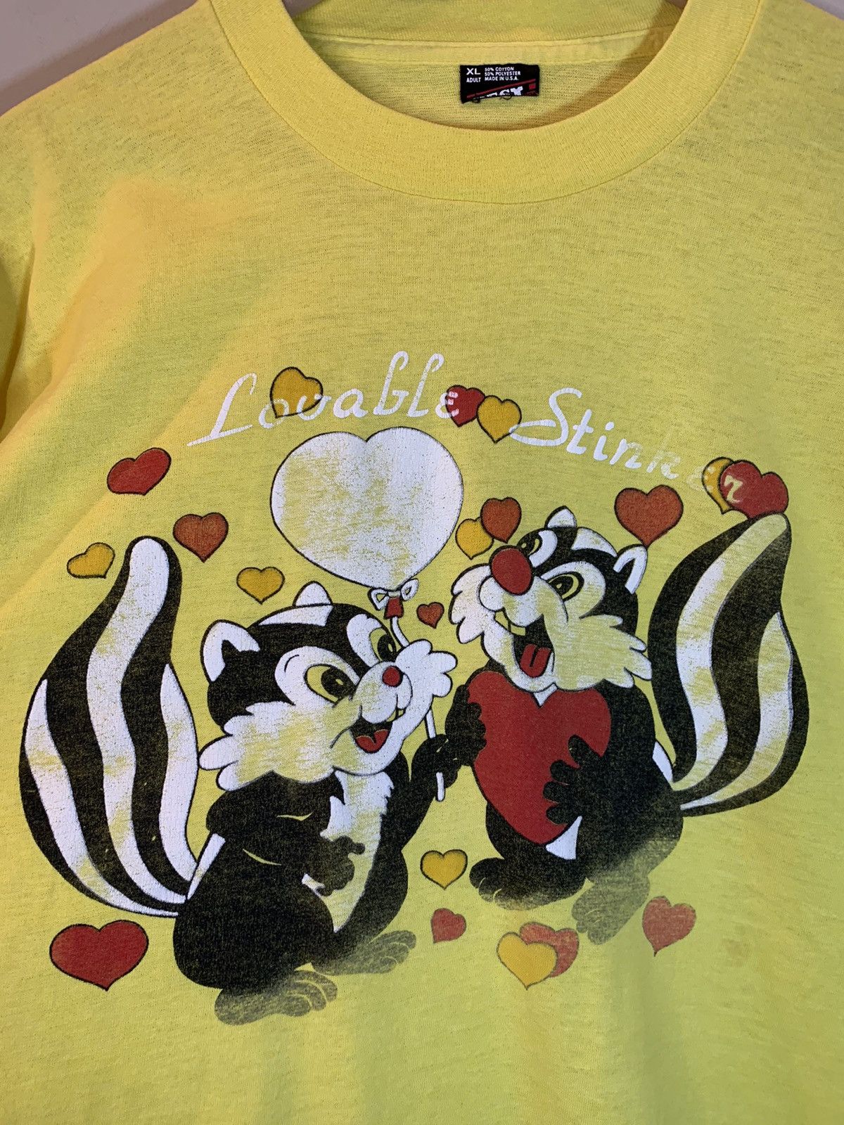 Vintage RARE Vintage Lovable Stinker Skunks Cute Single Stitch Shirt Size US XL / EU 56 / 4 - 2 Thumbnail