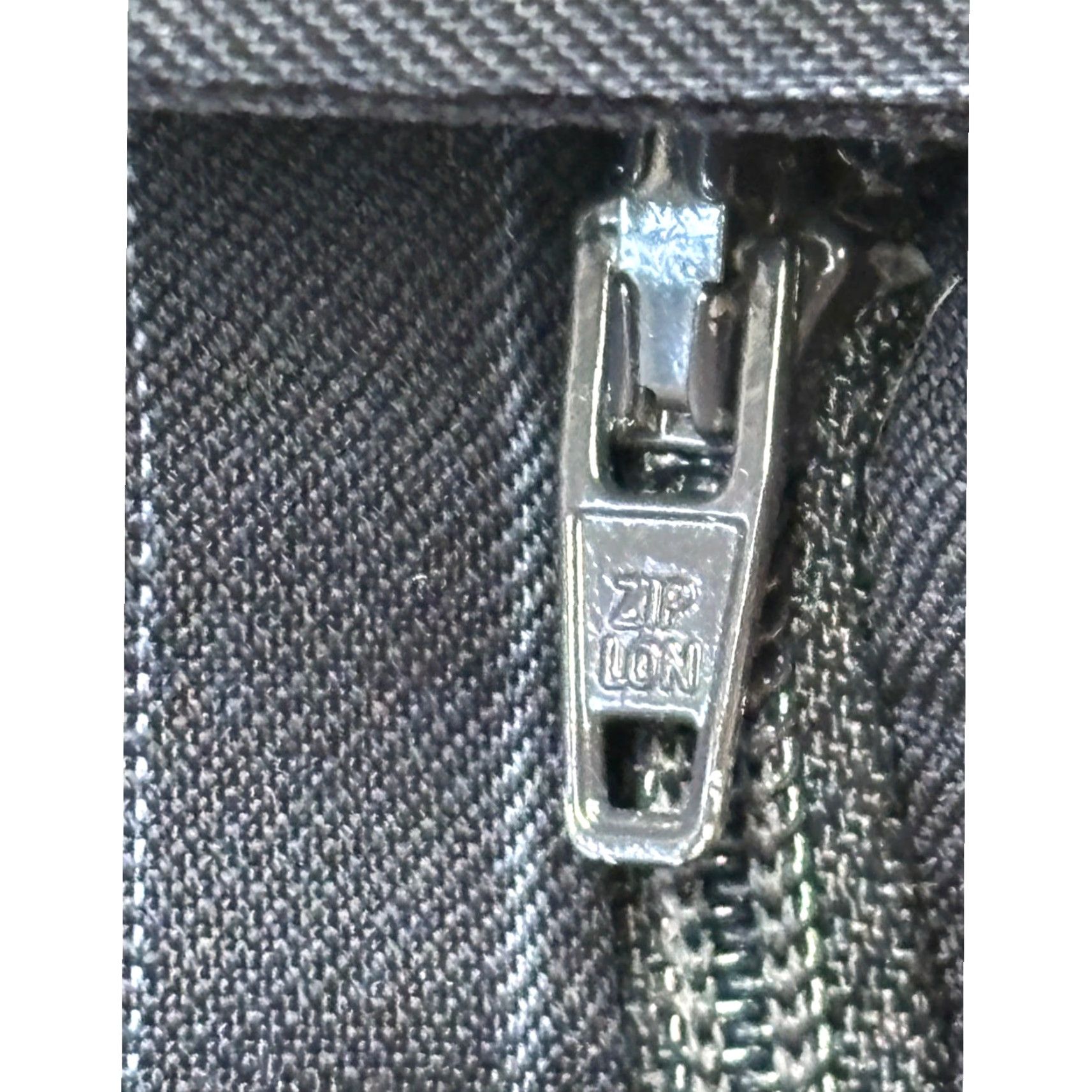 Brooks Brothers Brooks Brothers 1818 Fitzgerald Navy Pinstripe Wool Dress Pants Mens 37x30 Italy Wool Dress Pants Mens 37 30 Navy Pinstripe Fitzgerald Italy Vintage? Size US 37 - 4 Thumbnail