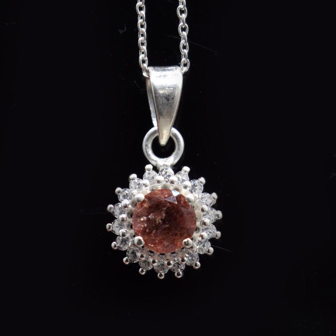 Handmade Natural Sunstone 925 Sterling Silver Pendant with Chain Size ONE SIZE - 1 Thumbnail