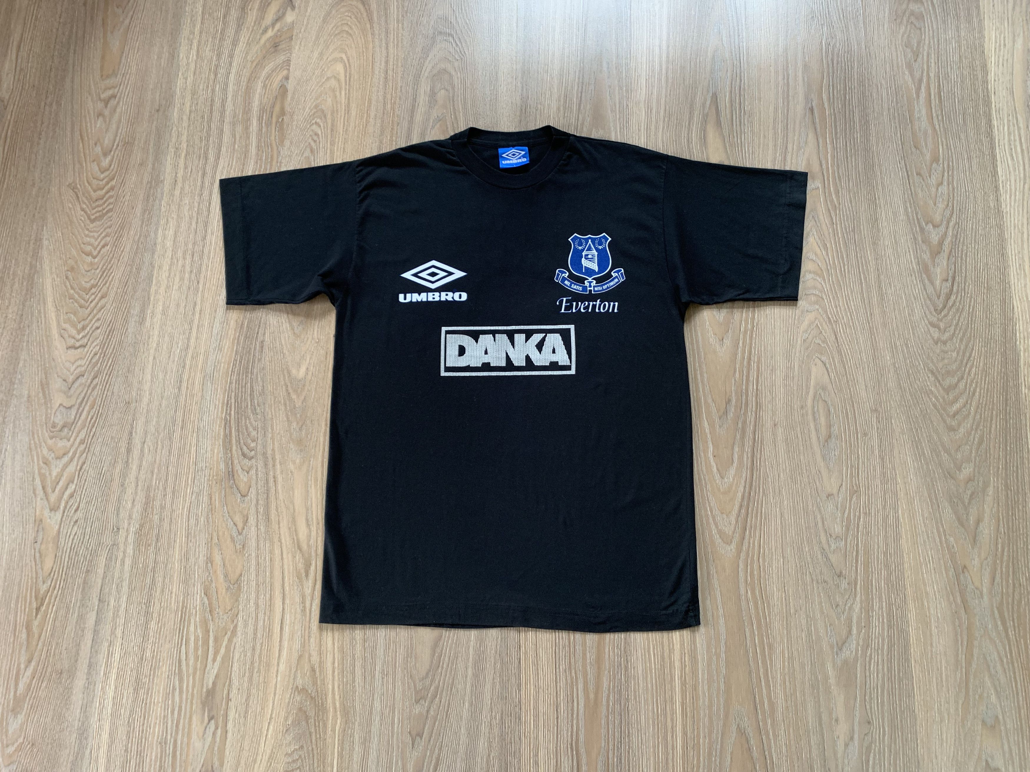 Umbro × Vintage Rare Umbro Everton Vintage Fans Cotton T-Shirt Size US L / EU 52-54 / 3 - 1 Thumbnail