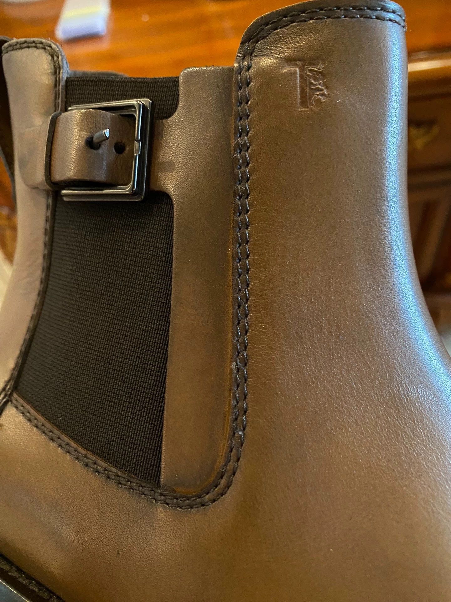 Tod's TODS Old Money Distressed Leather Chelsea Slip-On Size 6.5 Size US 6.5 / EU 39-40 - 3 Thumbnail