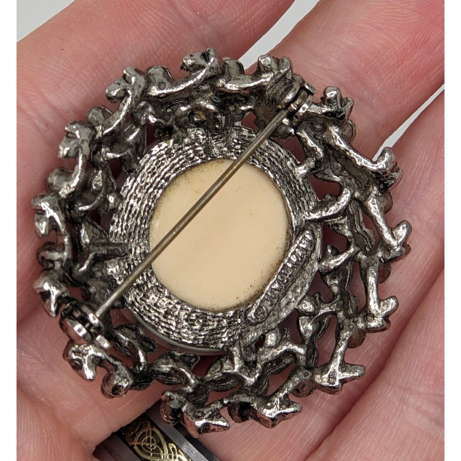 Other Vintage Prismatic Wreath Brooch With Iridescent Glass Center Size ONE SIZE - 6 Thumbnail