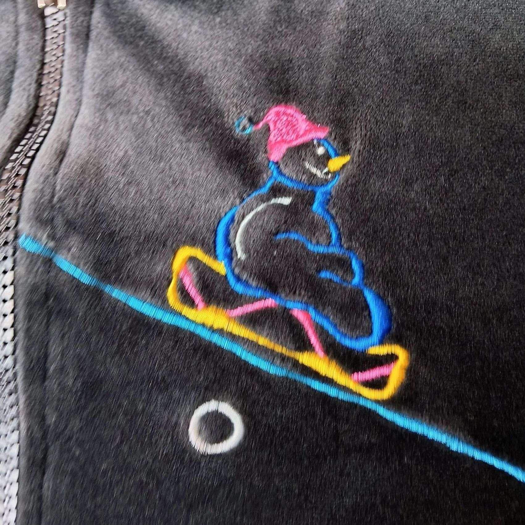 Velour VINTAGE Onque Women Sweatshirt Black Velour Snowmen Sledding Ski Full Zip 2X Men Ladies Embroidered Winter Plush Cozy Casual/Party Size US XXL / EU 58 / 5 - 4 Thumbnail