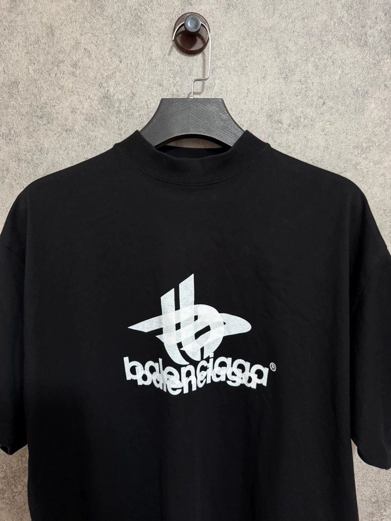 Balenciaga Balenciaga Fold shadow phantom logo short sleeve Size US M / EU 48-50 / 2 - 2 Thumbnail