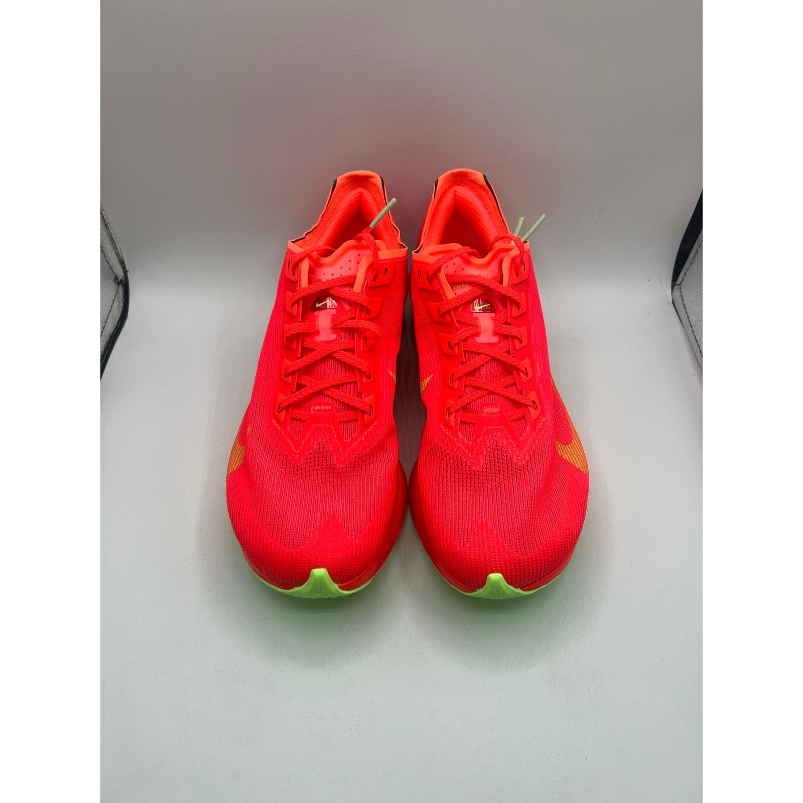 Nike Nike ZoomX VaporFly Next% 4 “Bright Crimson Lime Green” Size US 6 / IT 36 - 2 Thumbnail