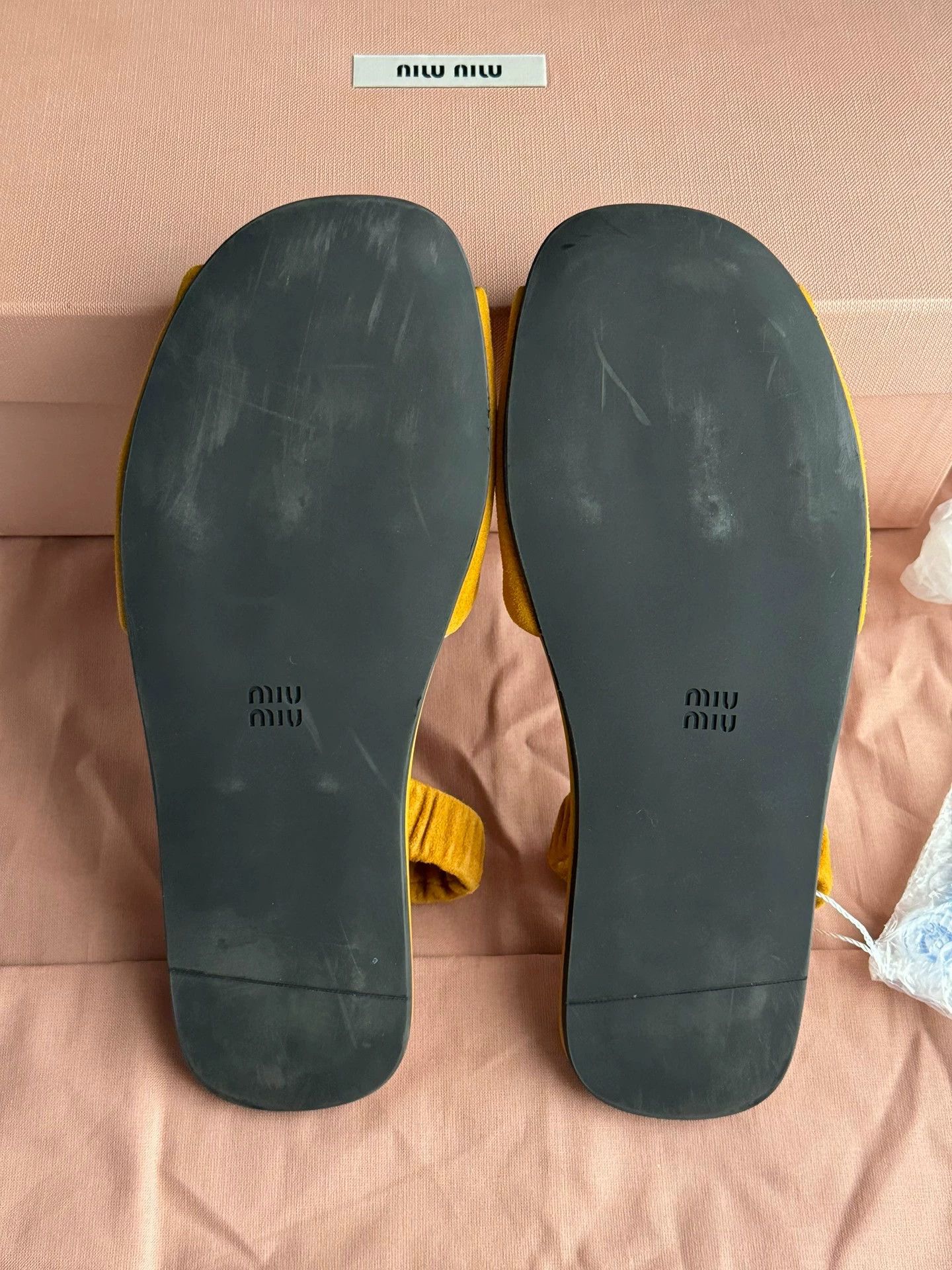 Miu Miu MIU MIU 25ss Whiskey Suede Gathered Strap Slippers 35 Size US 4.5 / IT 34.5 - 5 Thumbnail