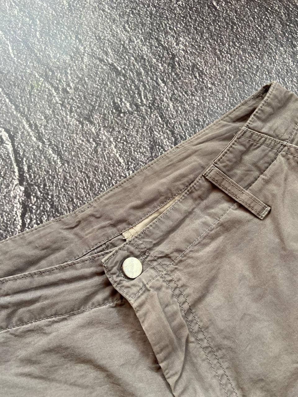 Carhartt Carhartt distressed bermuda cargo shorts Size US 34 / EU 50 - 2 Thumbnail