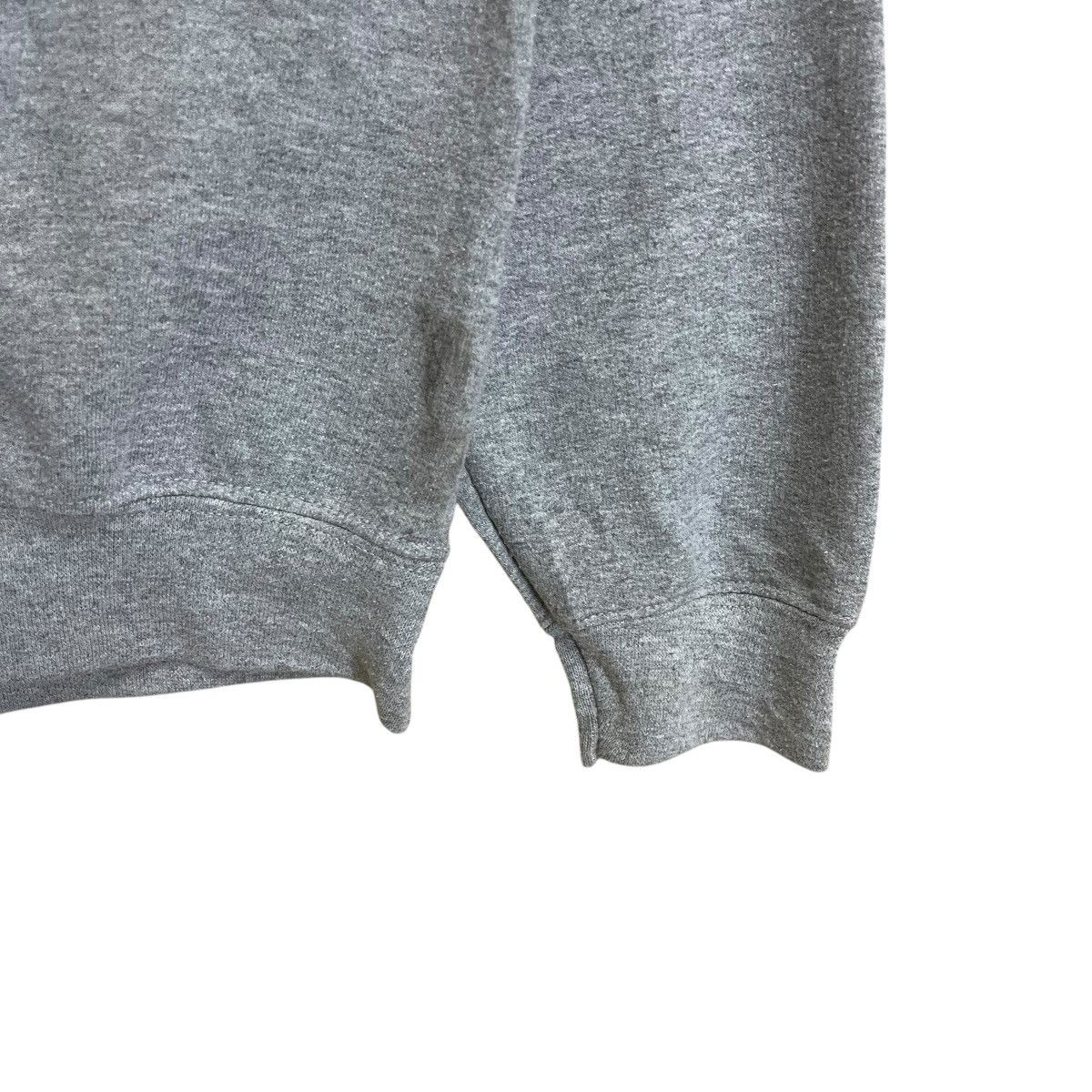 Vintage Vintage Canada Victoria Crewneck Sweatshirt Size US M / EU 48-50 / 2 - 6 Thumbnail