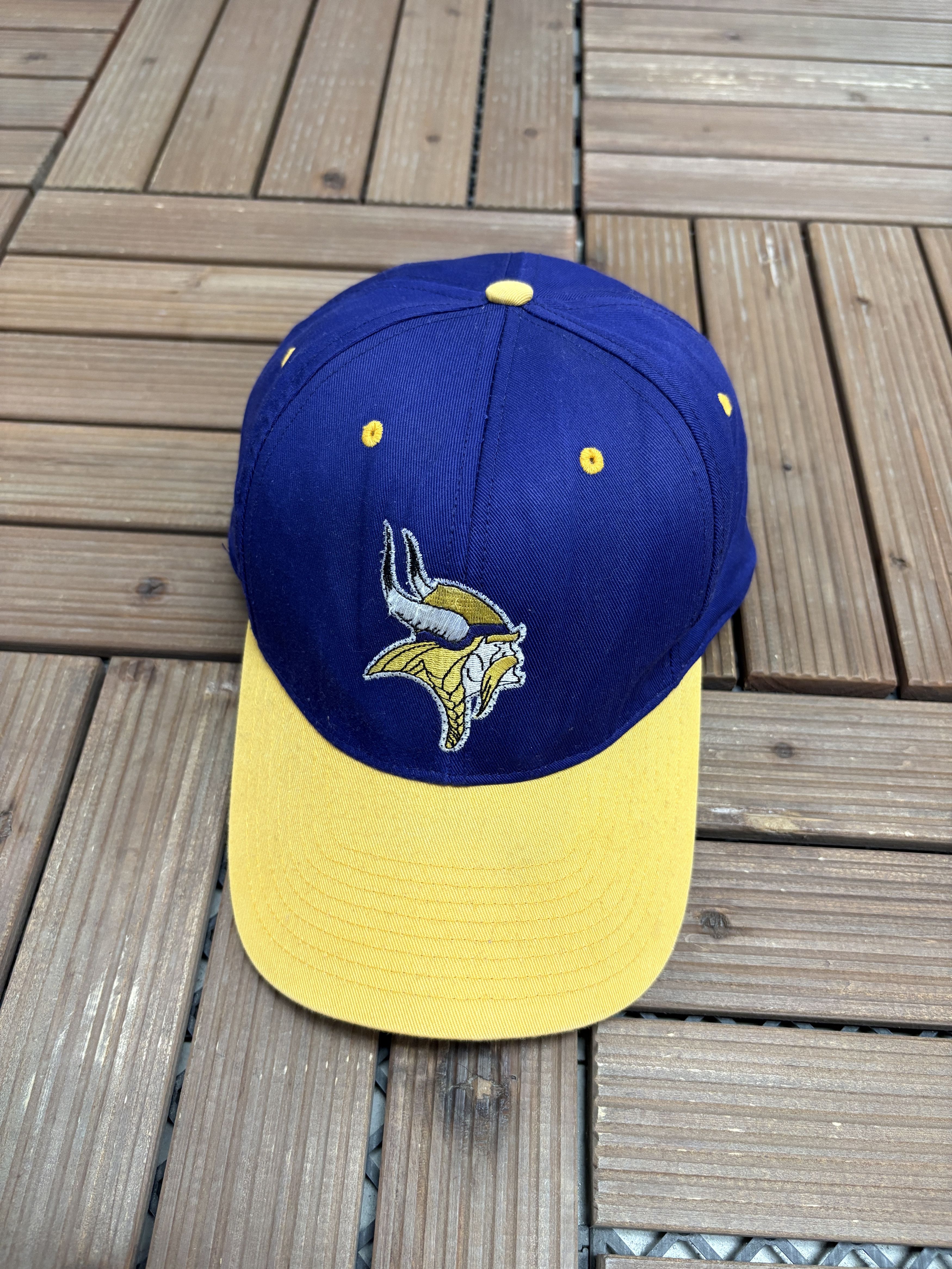 Vintage Minnesota Vikings Vintage Purple Snap Back Hat Cap Size ONE SIZE - 1 Thumbnail