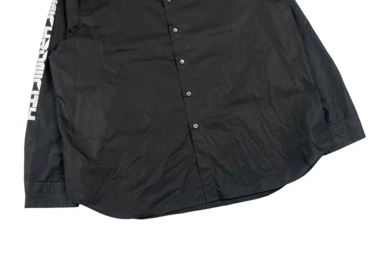 Raf Simons Raf Simons Small R Logo Embroidered Black Shirt J31 Size US M / EU 48-50 / 2 - 4 Thumbnail