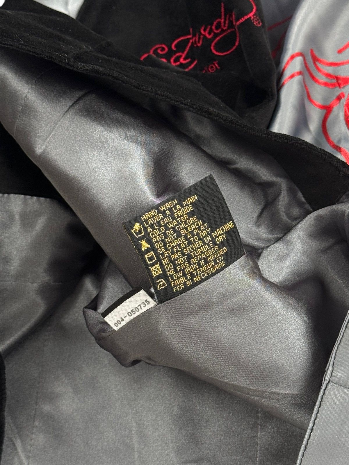 Christian Audigier Vintage but new vintage Christian Audigier velvet vest Size US L / EU 52-54 / 3 - 7 Thumbnail