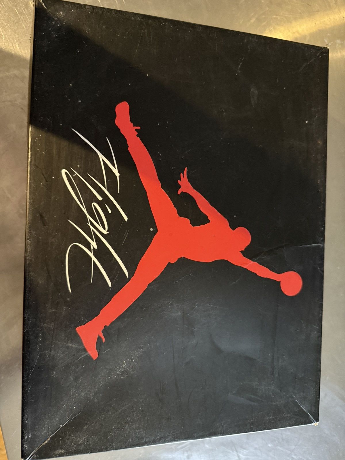 Jordan Brand Jordan 4 Cavs 2012 Size US 10.5 / EU 43-44 - 5 Thumbnail