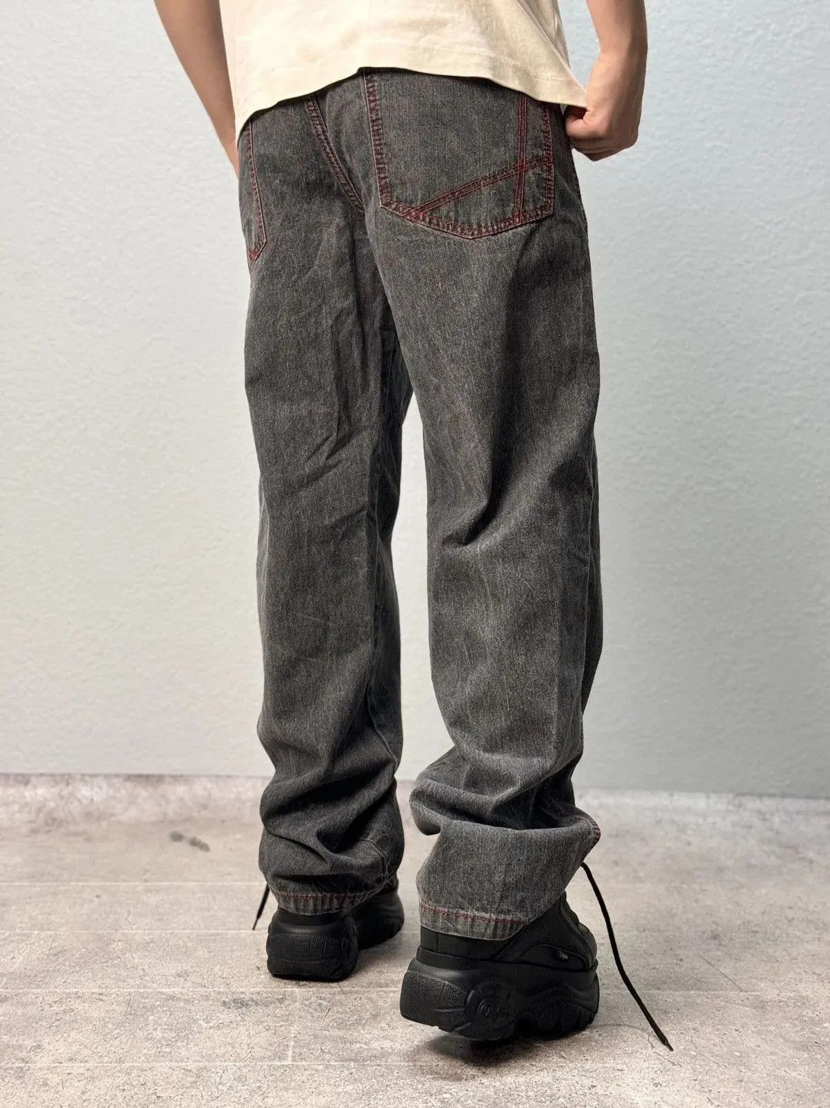 True Religion Y2K TRUE RELIGION CARGO BAGGY DISTRESSED JNCO PANTS Size US 34 / EU 50 - 12 Thumbnail