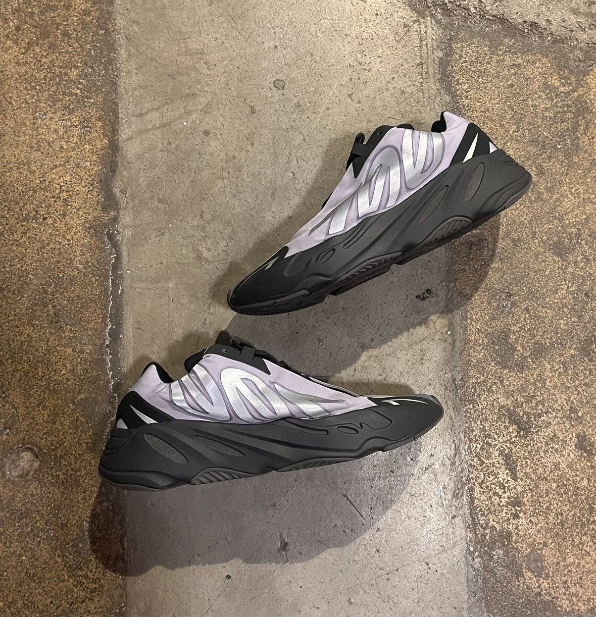 adidas gazelle silver green womens adidas Yeezy Boost 700 MNVN Geode  YankeeKicks Online
