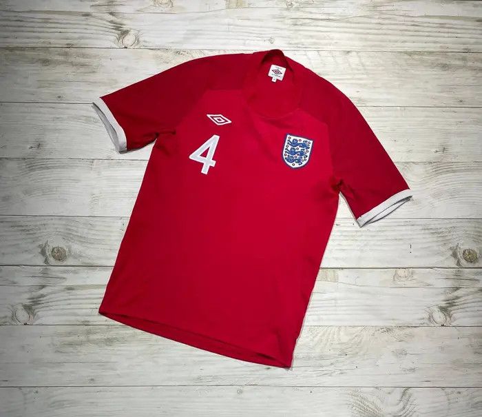 Umbro Umbro England 2010 2012 Away Gerrard #4 Shirt Soccer Jersey Size US S / EU 44-46 / 1 - 3 Thumbnail