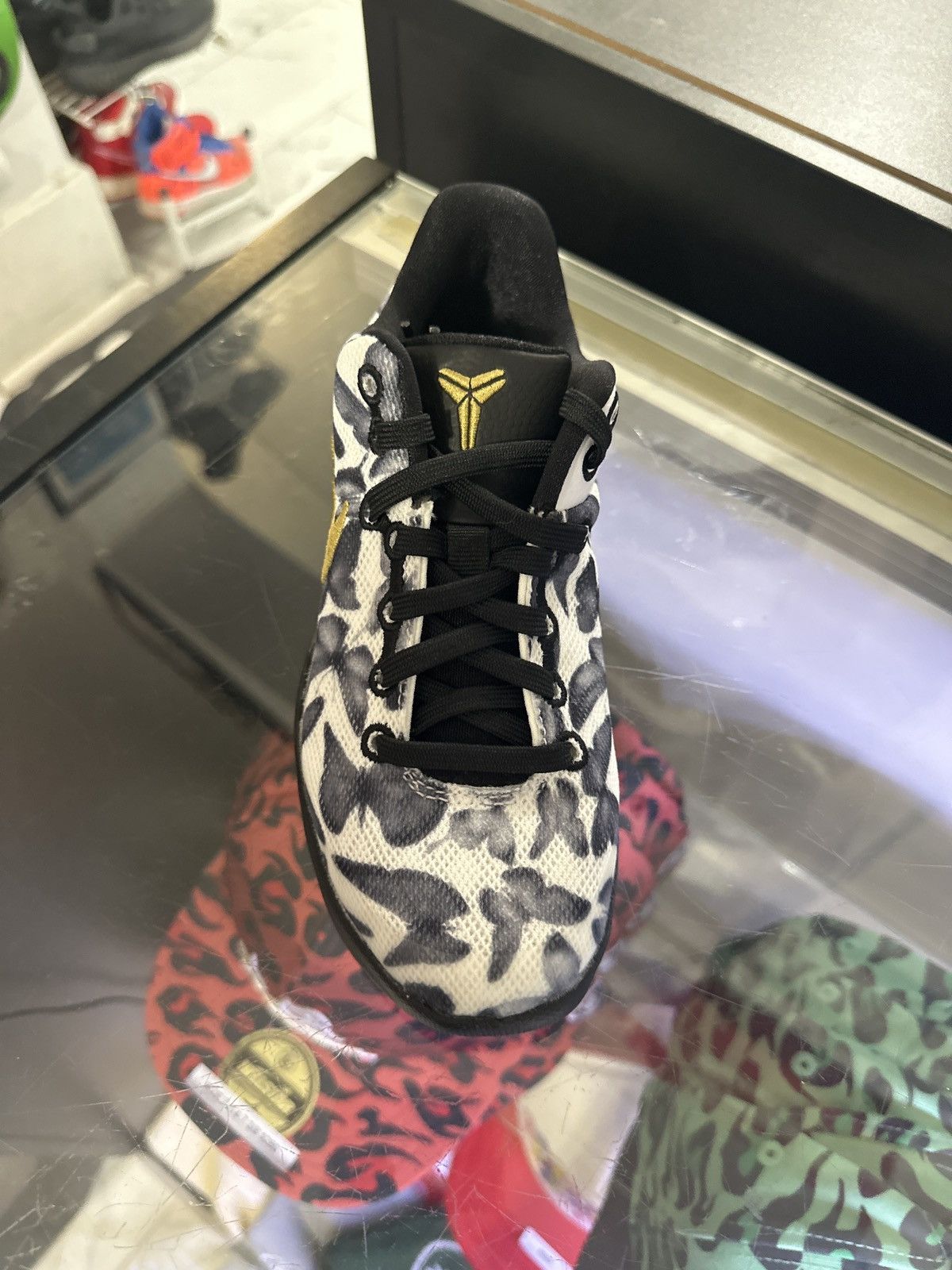 Nike Nike Kobe 8 Protro “Mambacita” (PS) Size US 5 / EU 37 - 3 Thumbnail