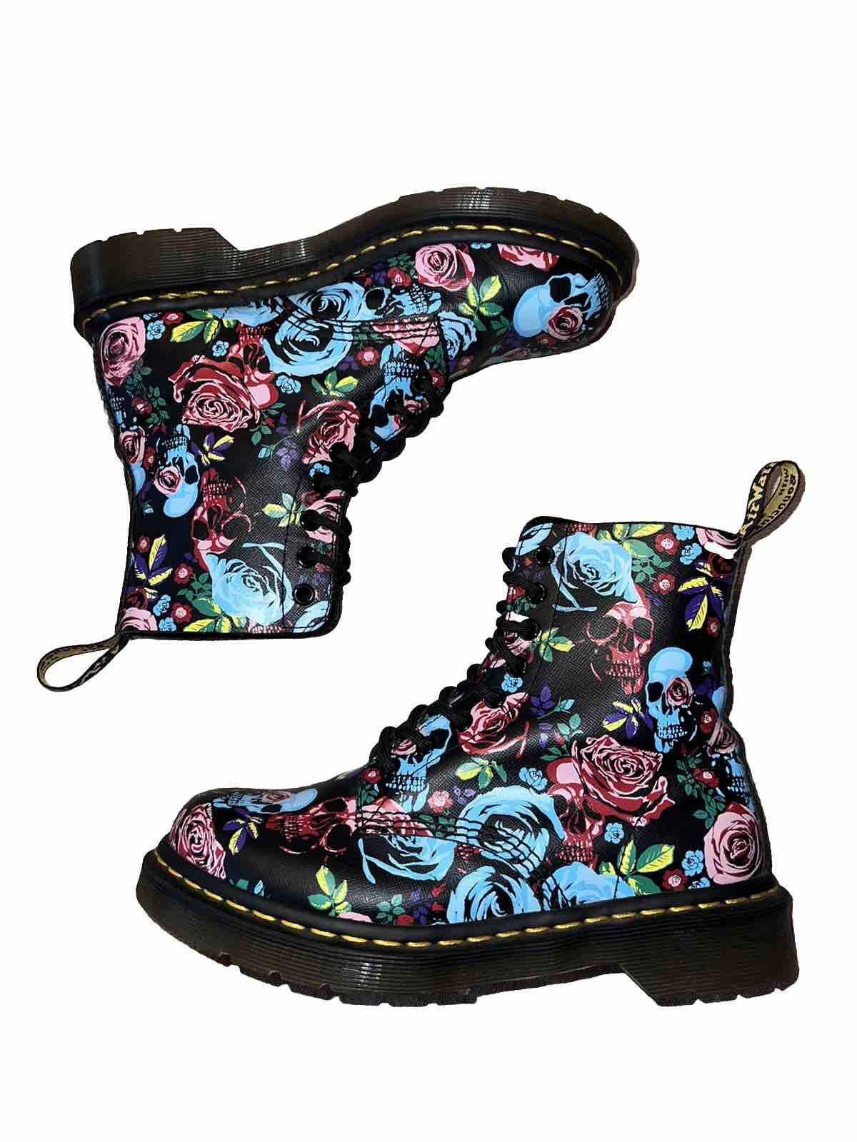 Dr. Martens Dr. Martens 1460 Boots Sz 7 EU 38 Black With Skulls & Roses Size US 7 / IT 37 - 6 Thumbnail