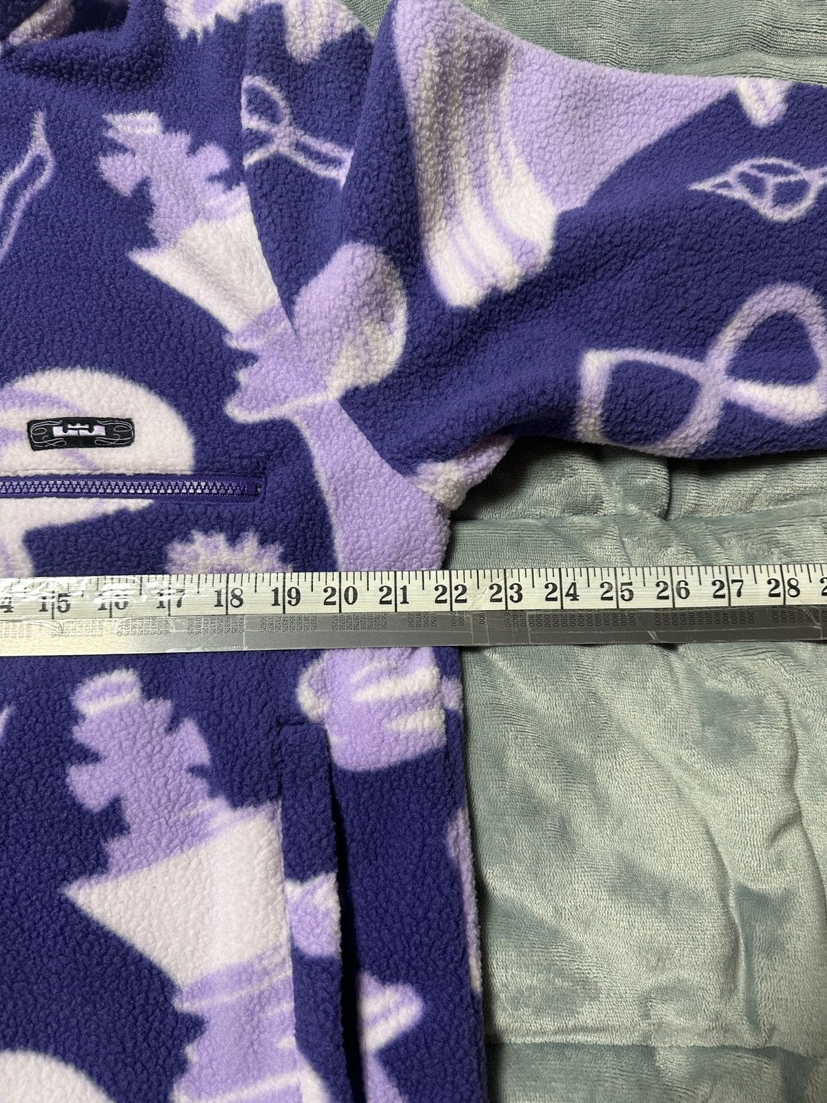 Nike Lebron James Nike Fleece Purple XL NWT Chess Pawn RARE Size US XL / EU 56 / 4 - 7 Thumbnail