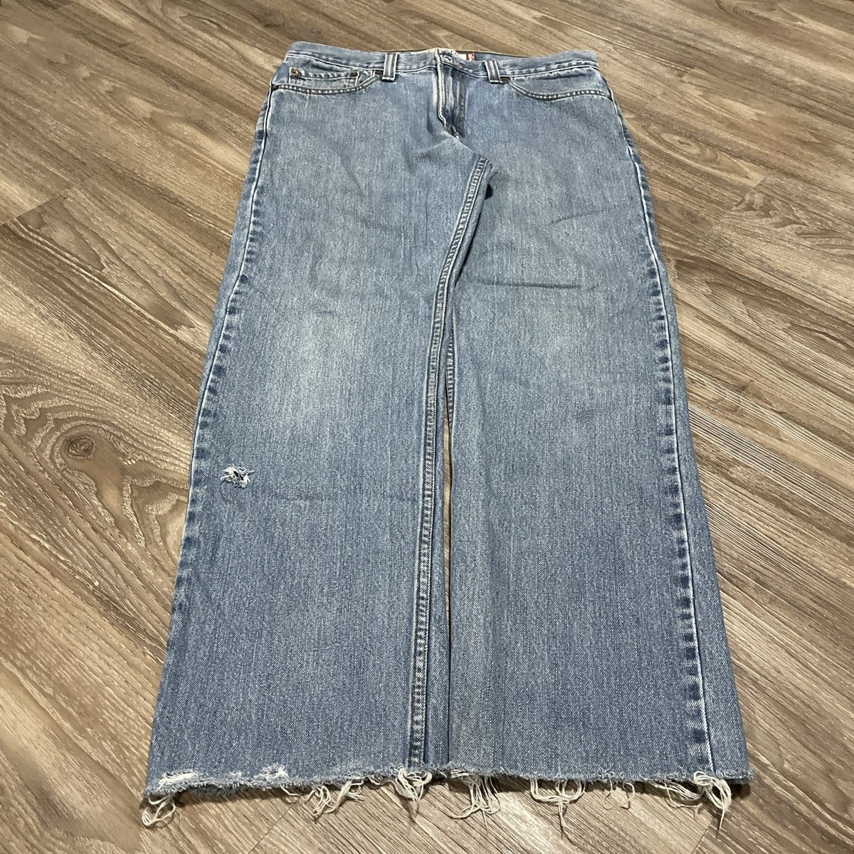 Japanese Brand × Levi's × Vintage Vintage 505 Levi’s Light Blue Denim Size US 33 - 1 Thumbnail