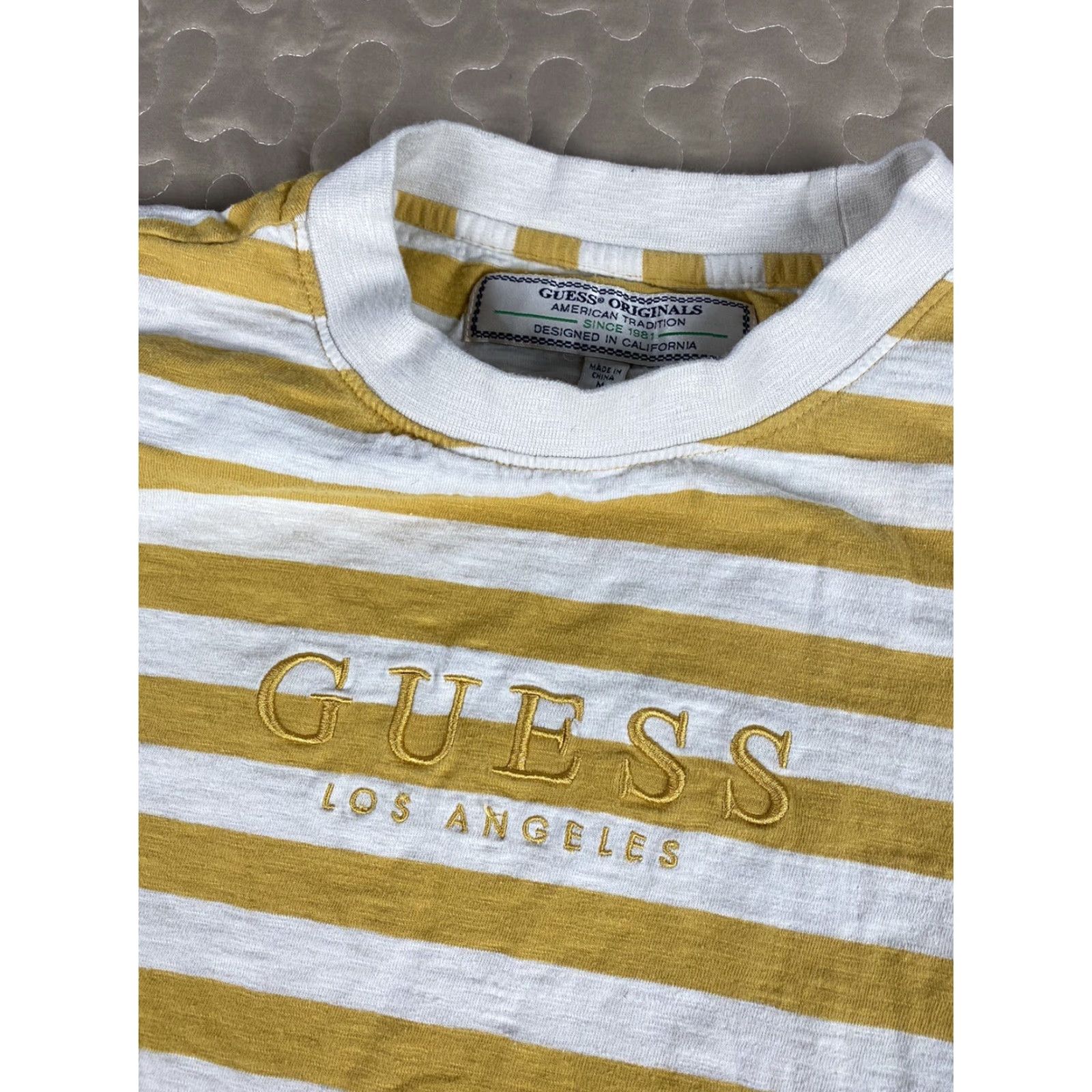 Guess Guess Jesns Los Angeles Yellow Stripes Embroderd logo T Shirt Mens M Size US M / EU 48-50 / 2 - 2 Thumbnail