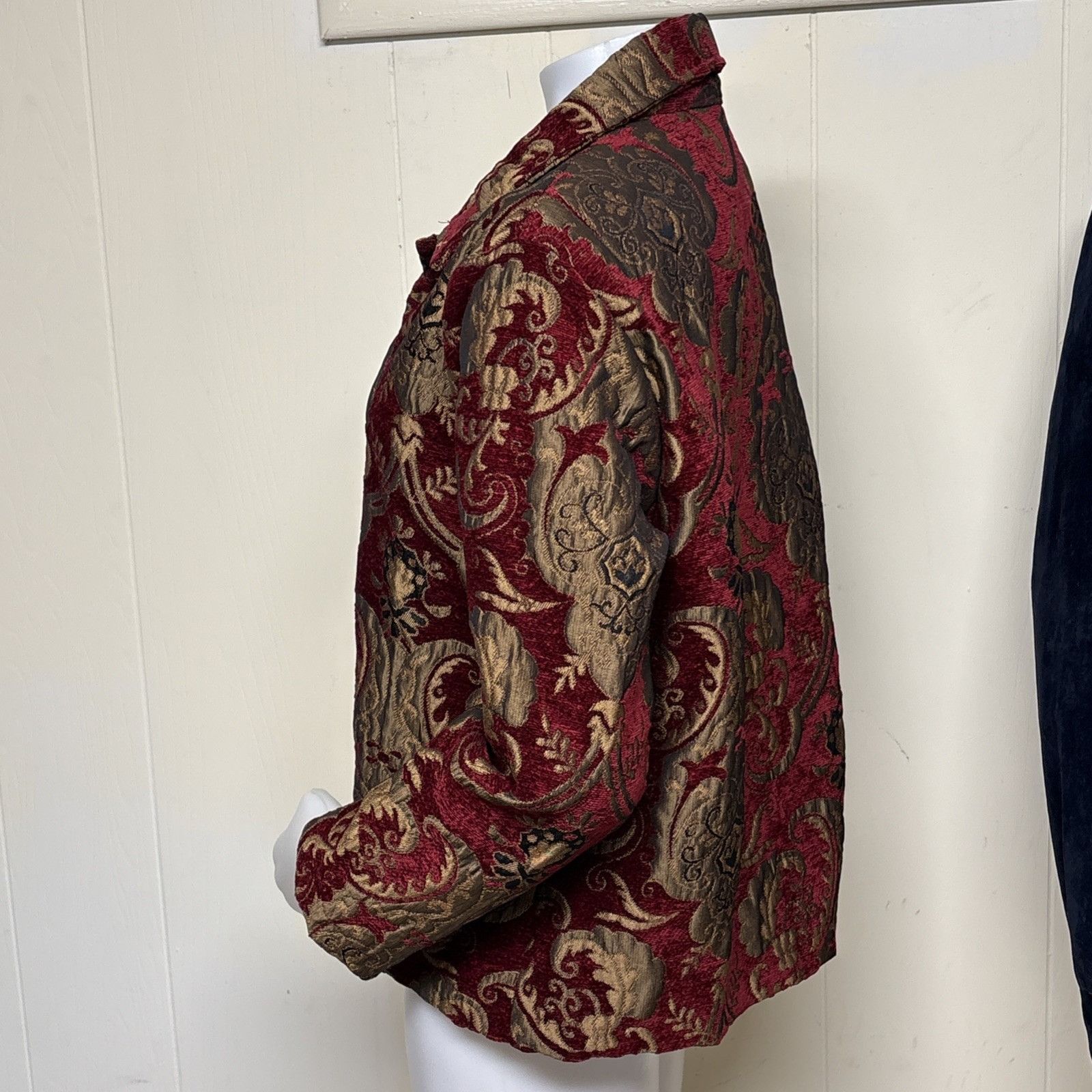 Vintage DB Sport Tapestry Velvet Jacket Womens M Ruby Gold Blazer Em Size M / US 6-8 / IT 42-44 - 2 Thumbnail