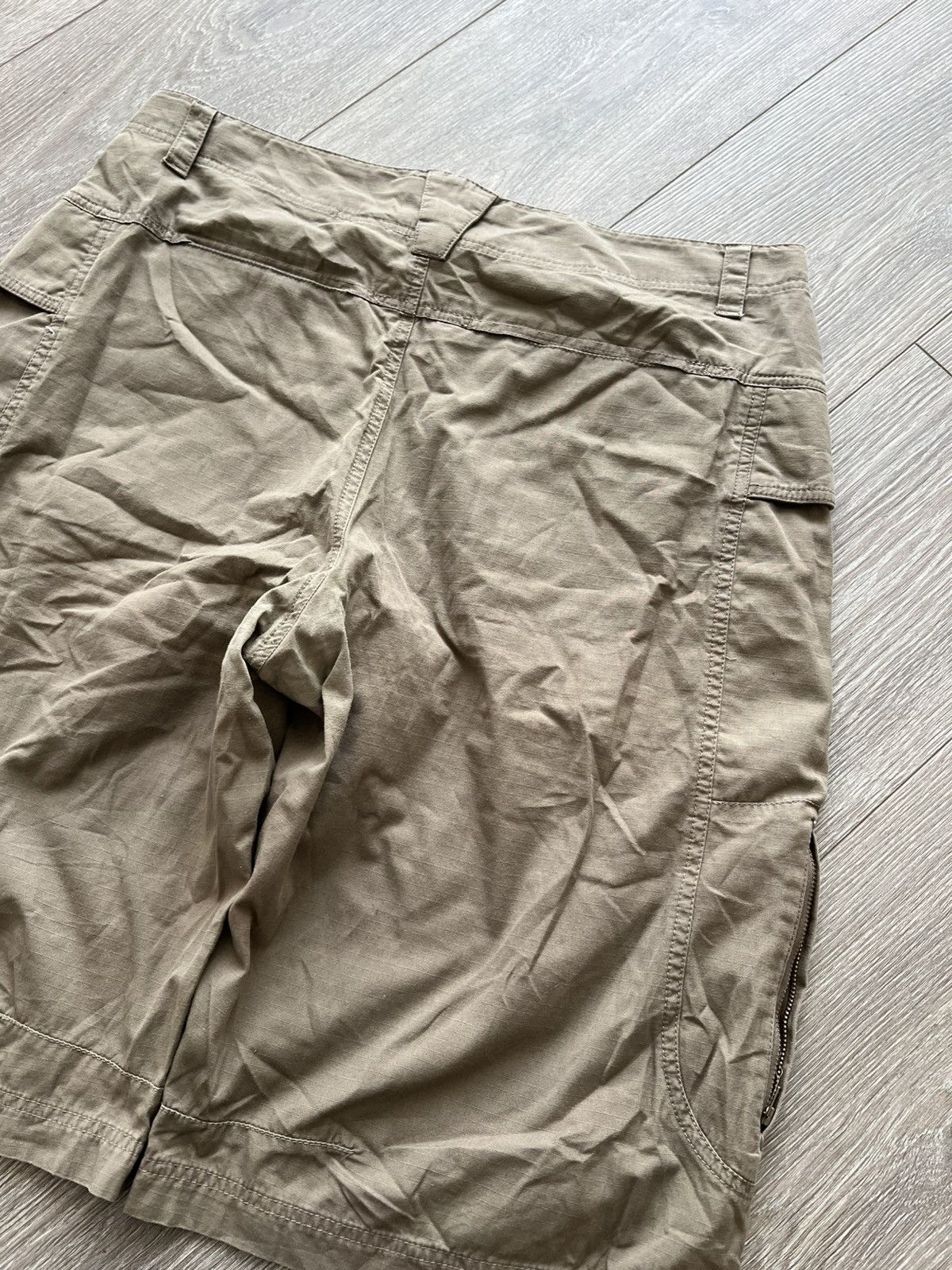 Nike Vintage Nike Cargo Shorts Y2K Size US 36 / EU 52 - 12 Thumbnail