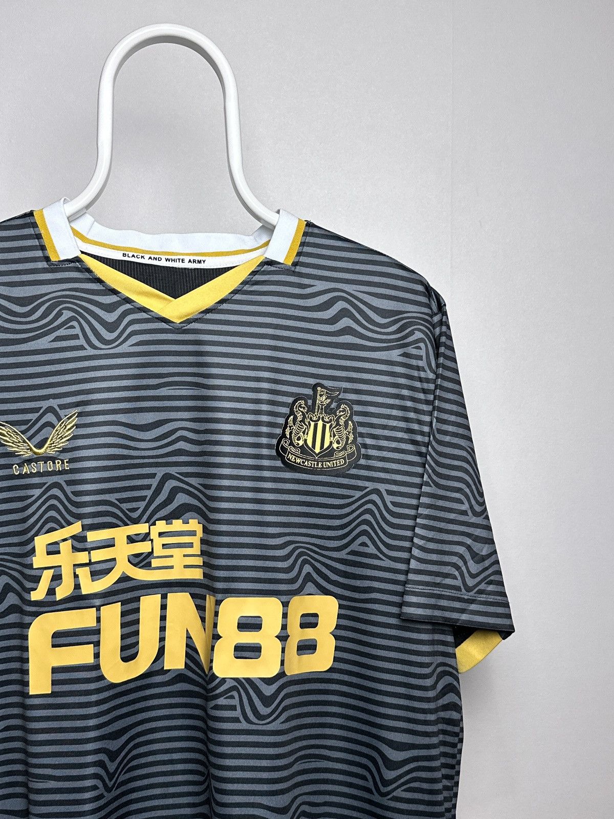 Castore Castore Newcastle United 2021/2022 Away Shirt Jersey Size US XXL / EU 58 / 5 - 3 Thumbnail