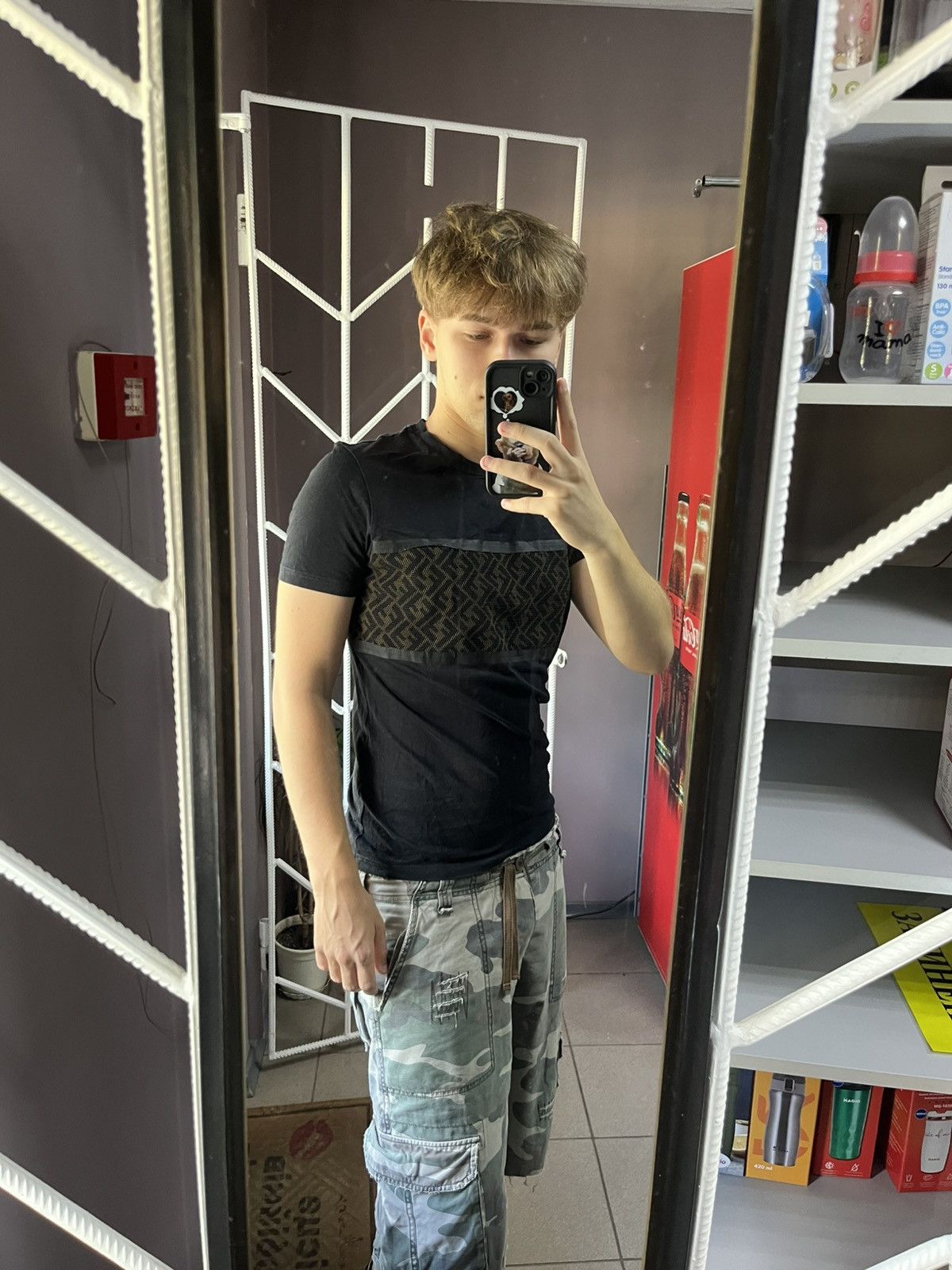 Fendi Fendi Monogram Tee Size US S / EU 44-46 / 1 - 9 Thumbnail